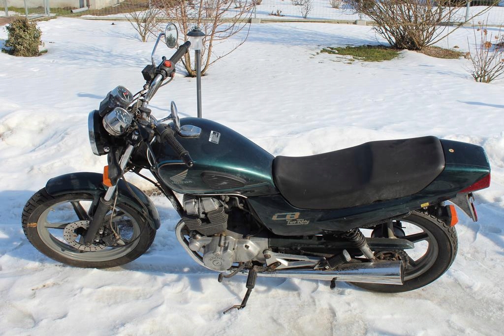 HONDA CB250 MC26 KOŁO MAGNESOWE MAGNETO Producent Honda OE