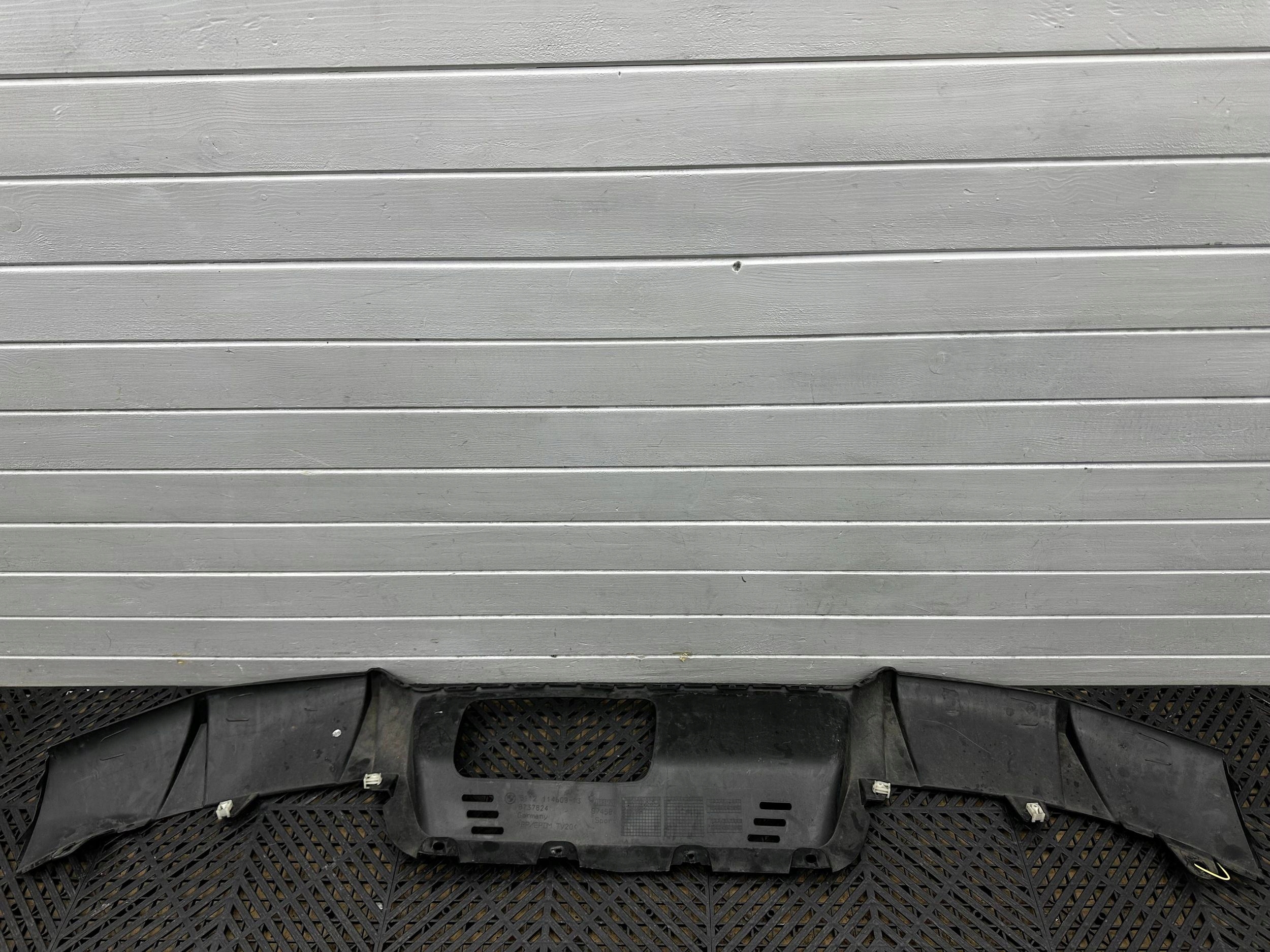 Heckspoiler der Stoßstange hinten heck BMW iX 8737824
