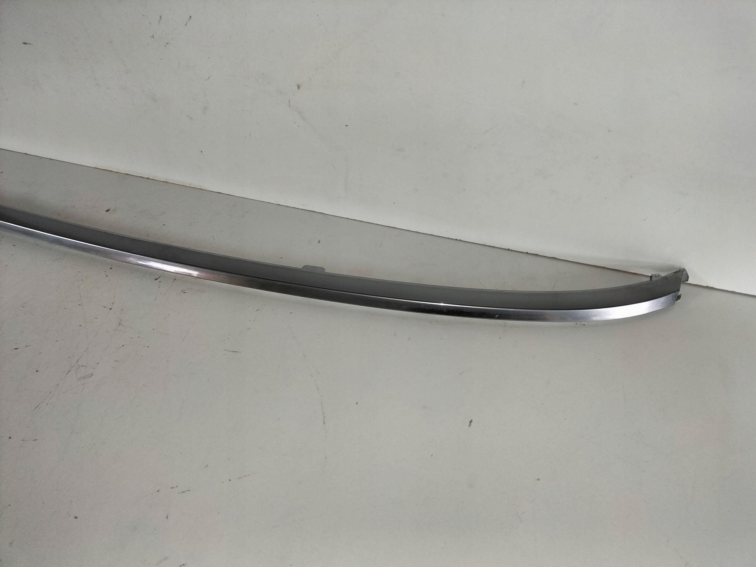 moulding chrom bonnet rear part KIA SPORTAGE 5 V 21
