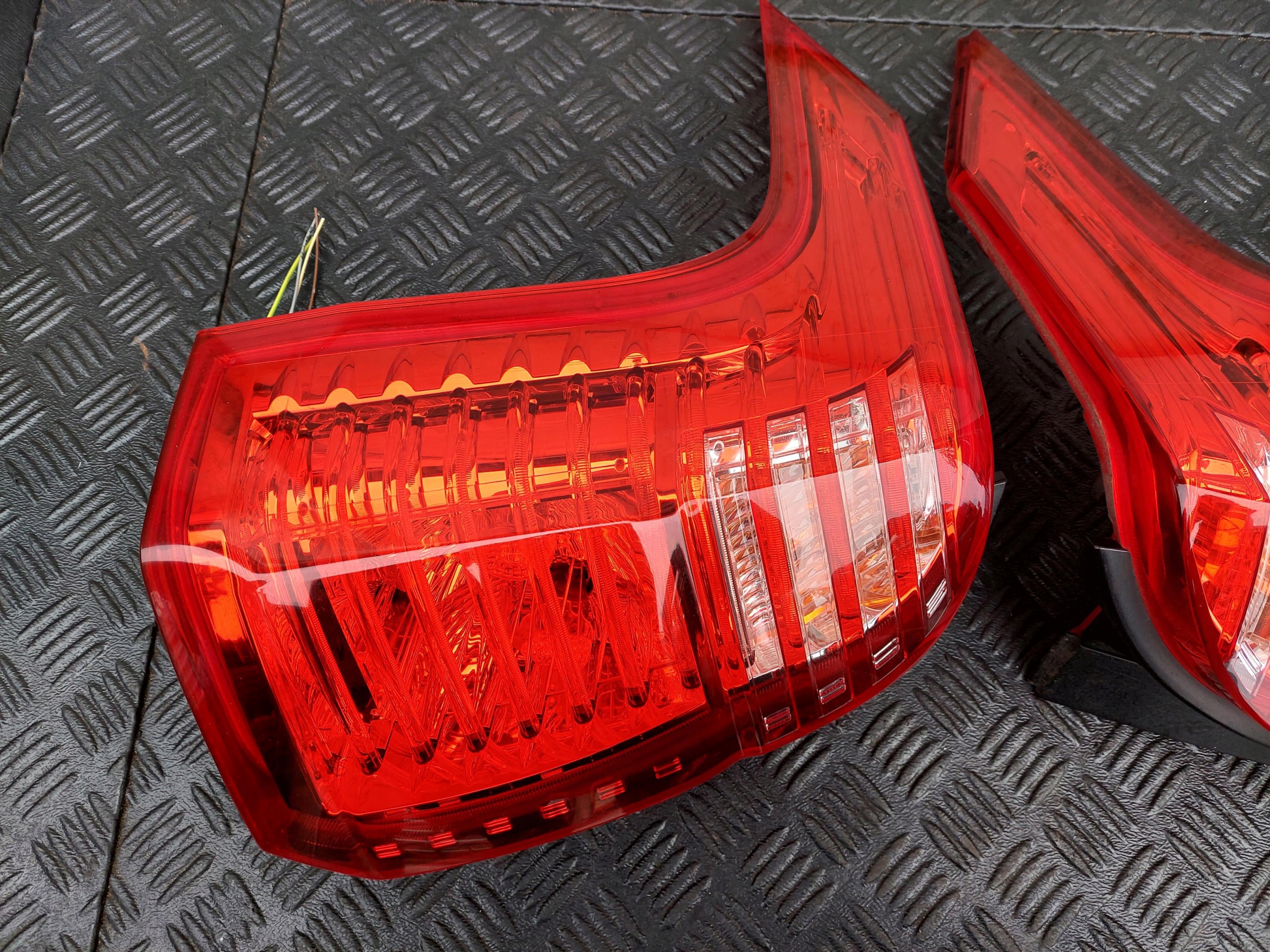 light rear part rear right PEUGEOT 5008 and LKRD