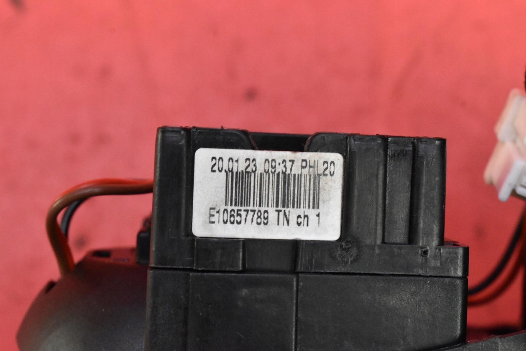 DEVIO LUCI TERGICRISTALLO TERGI PAJAK 681728631R DACIA DOKKER 1 e 12-17