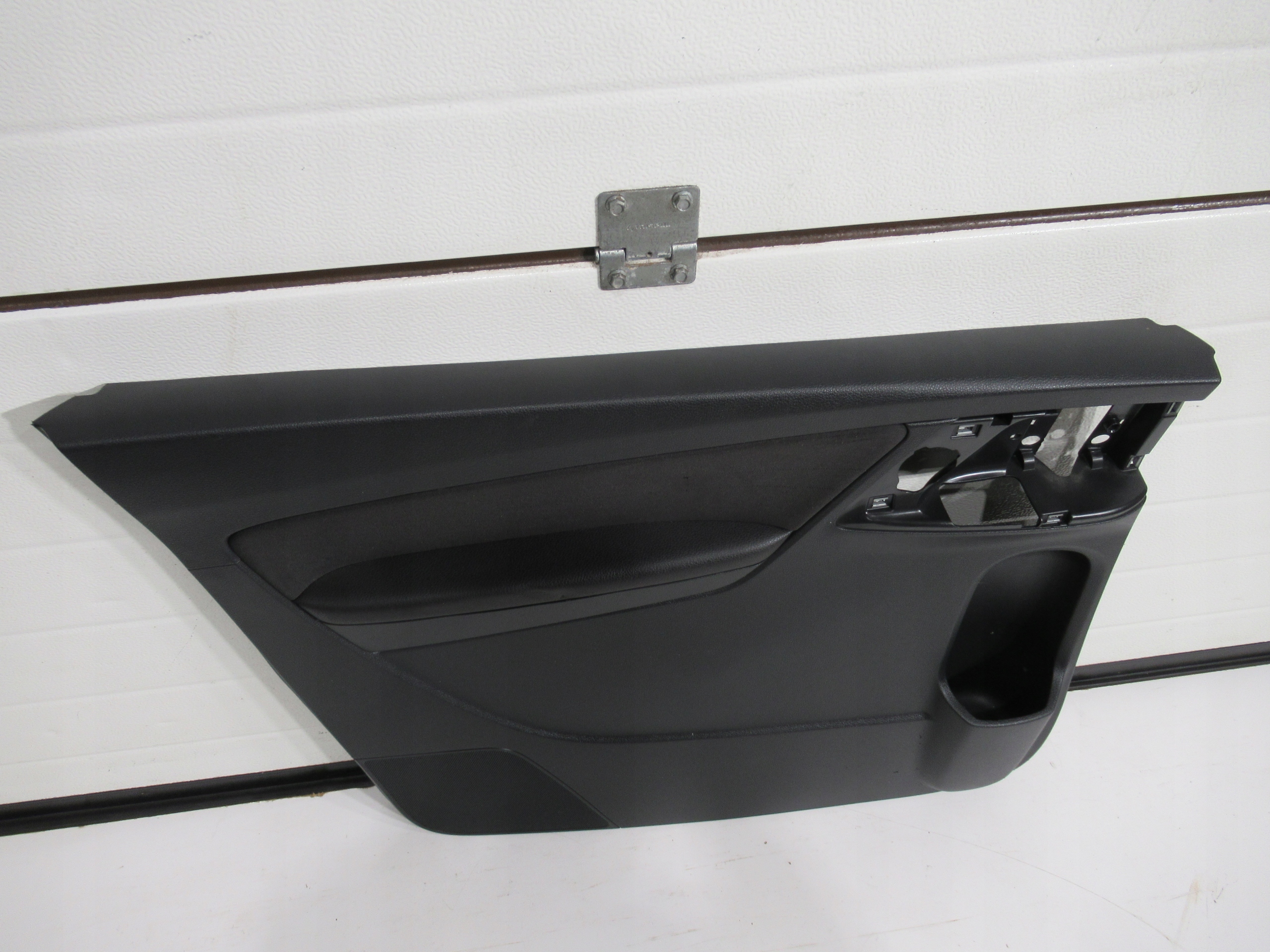 SHARAN ALHAMBRA II 2 7N side door left rear part 7N0867211