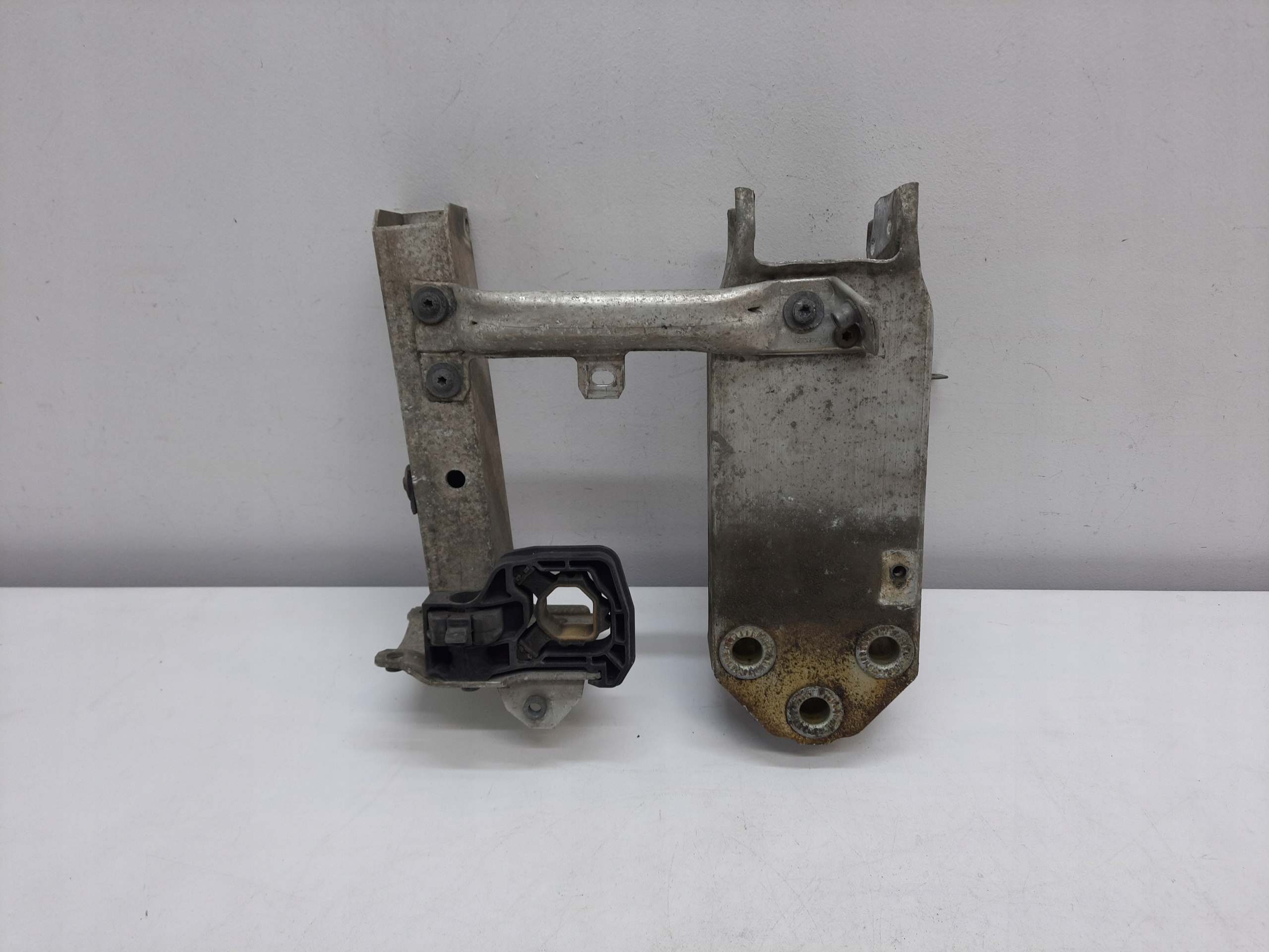 BMW 5 V F10 F11 09- beam tip right front original