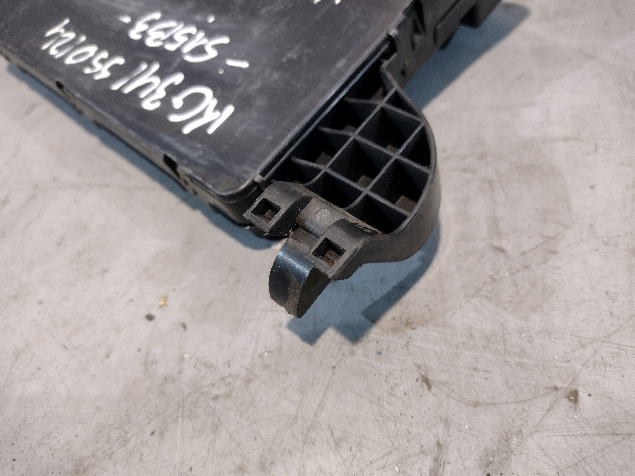 Module fusibles Opel Insignia A 13277321 02 NE