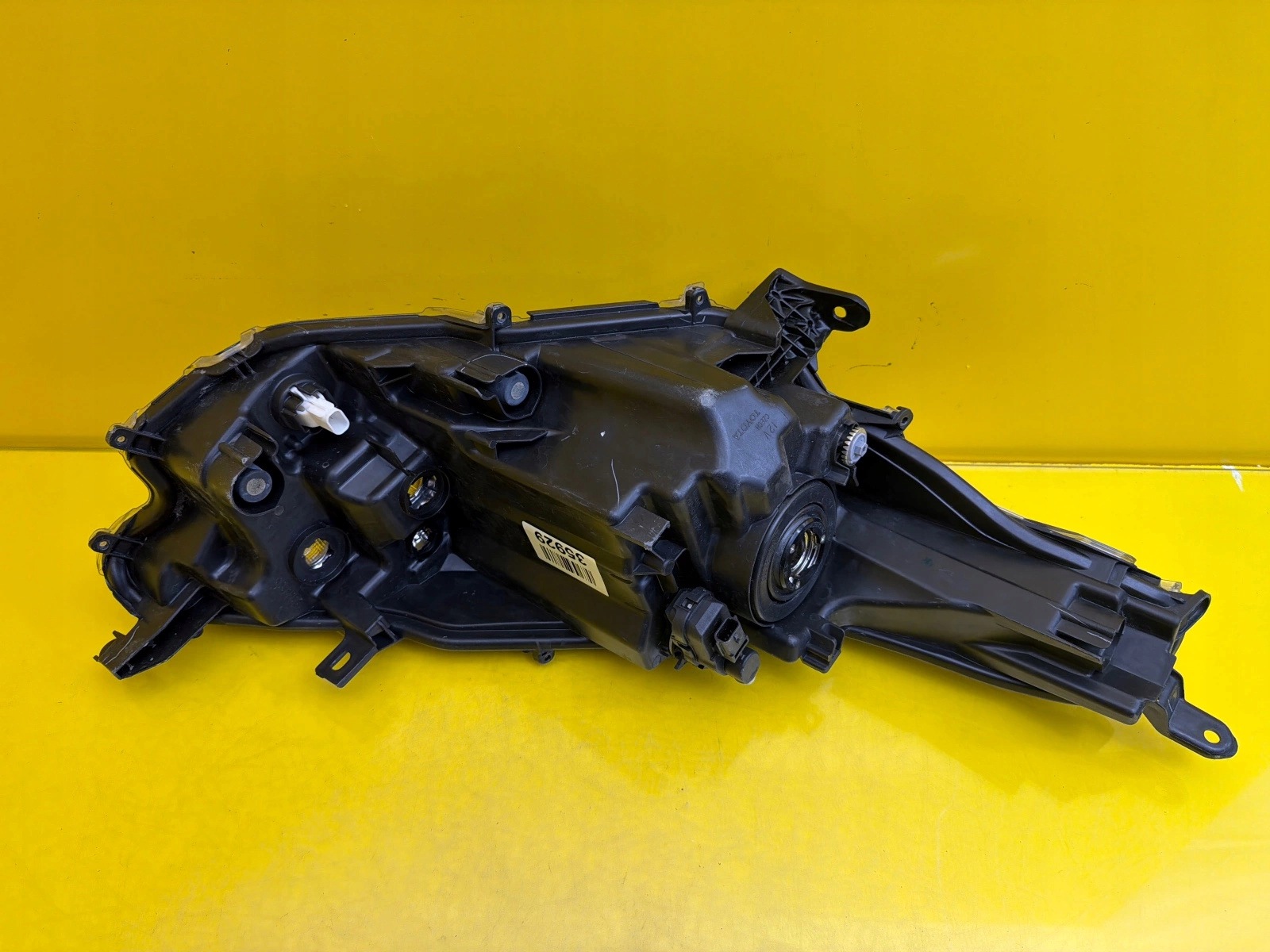 light left Toyota Yaris IV 4 normal H7 2019-2023 K0-6