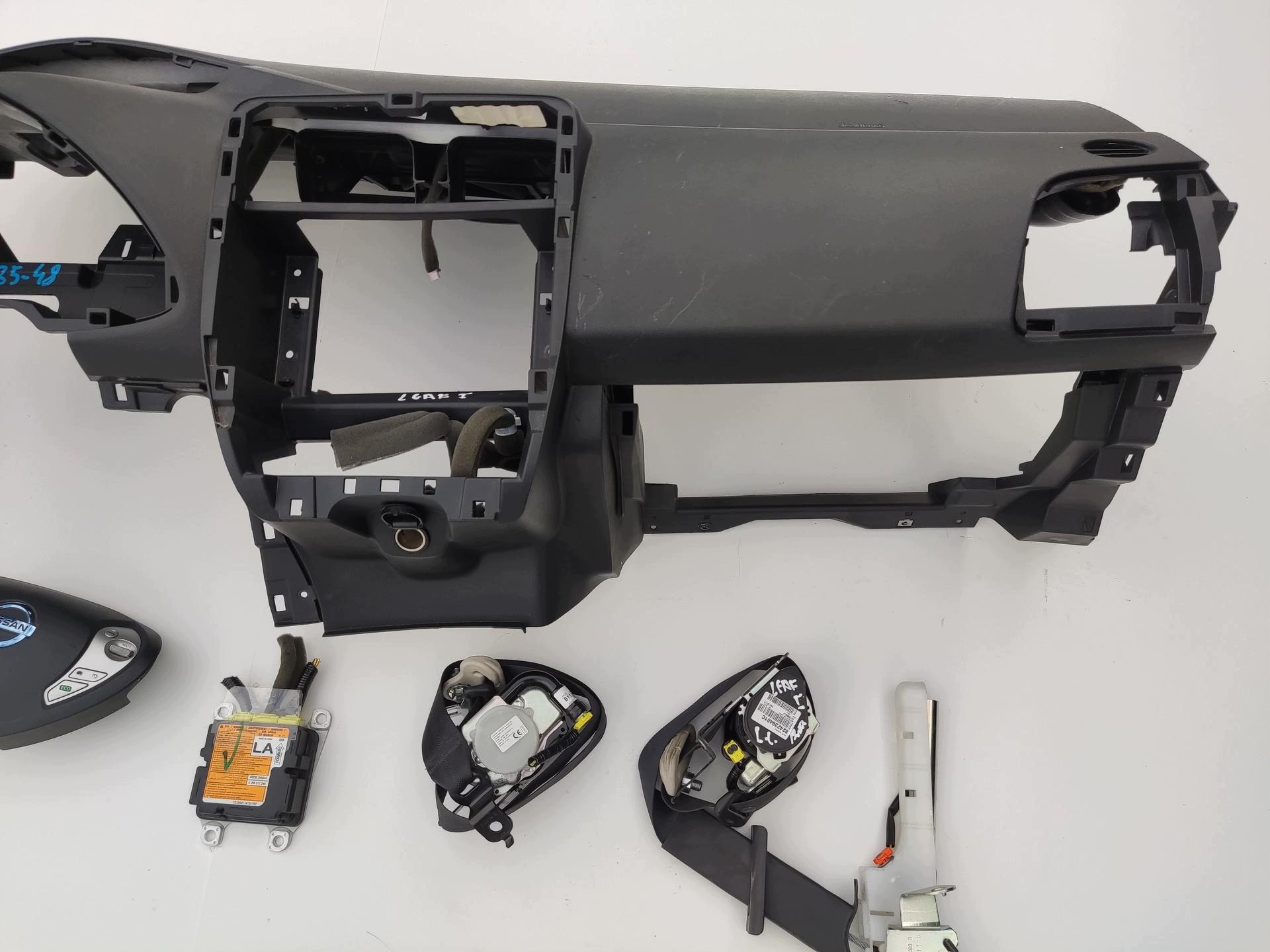 dashboard console airbag airbag tension belts SENSOR NISSAN LEAF and 2011-2017