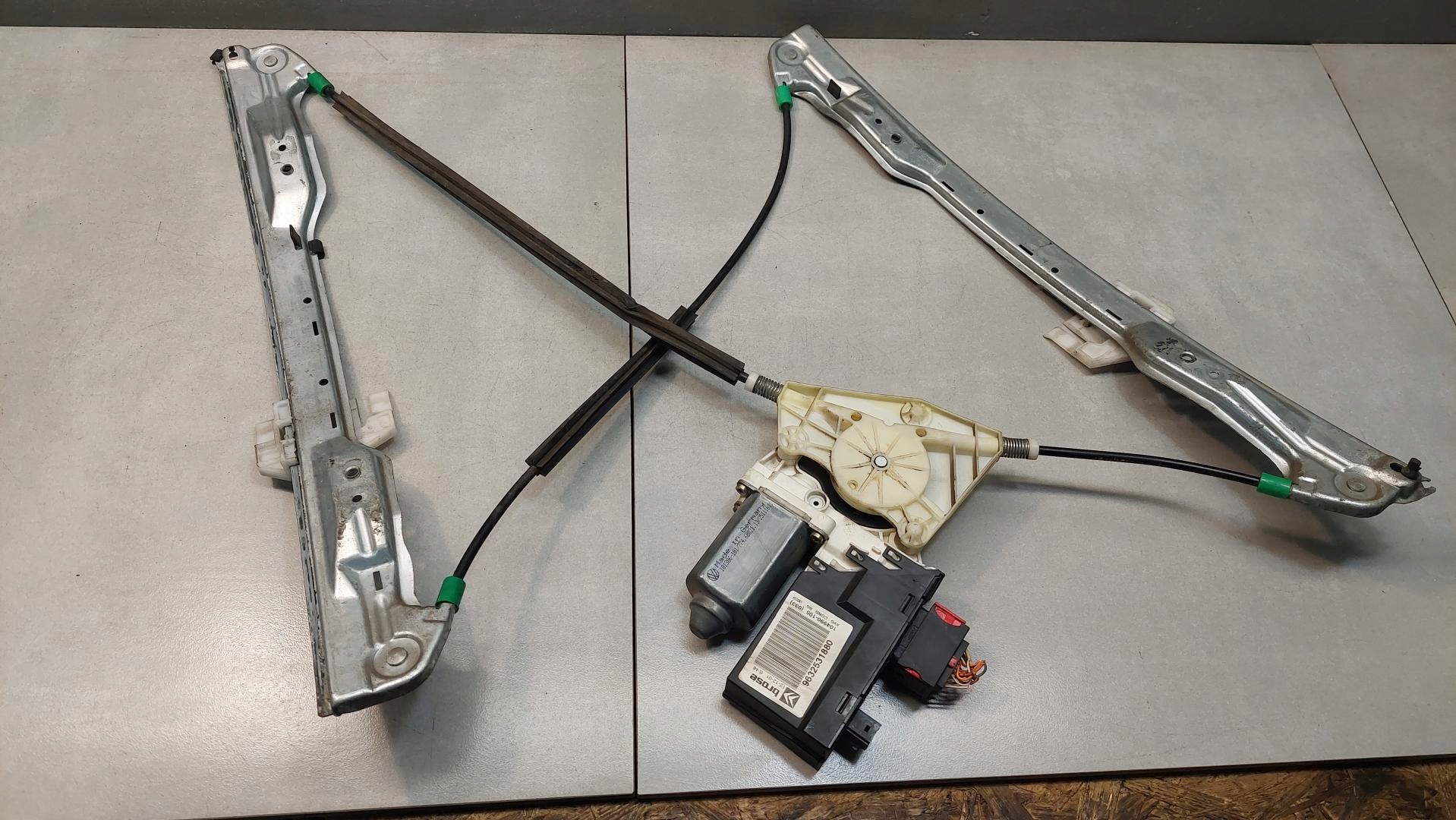 window regulator left front CITROEN C5 2.0 B