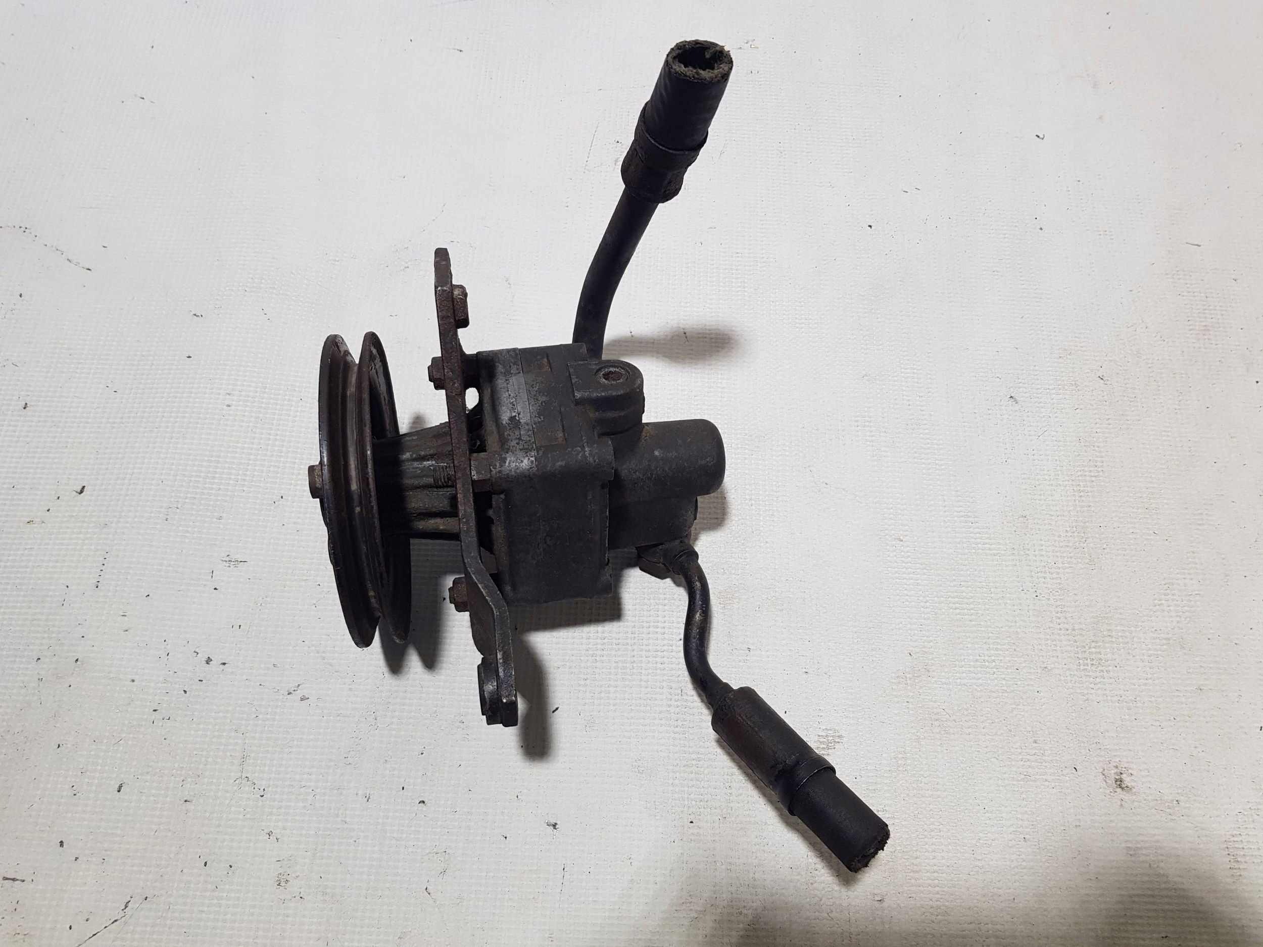 Pompa servosterzo Audi 80 B4 7681 955 186