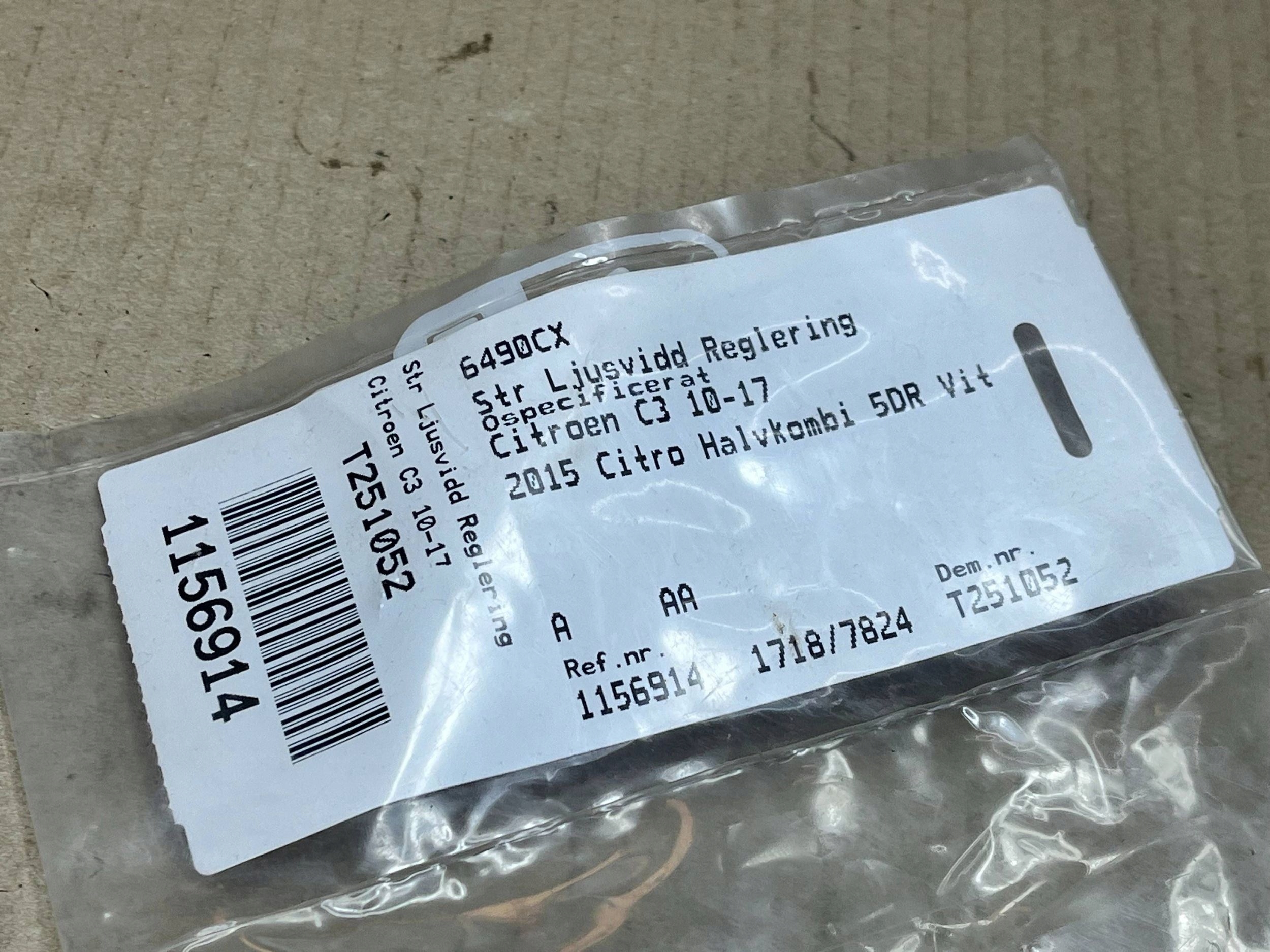 switch lifting of the window Citroen C3 Pluriel 6490CX