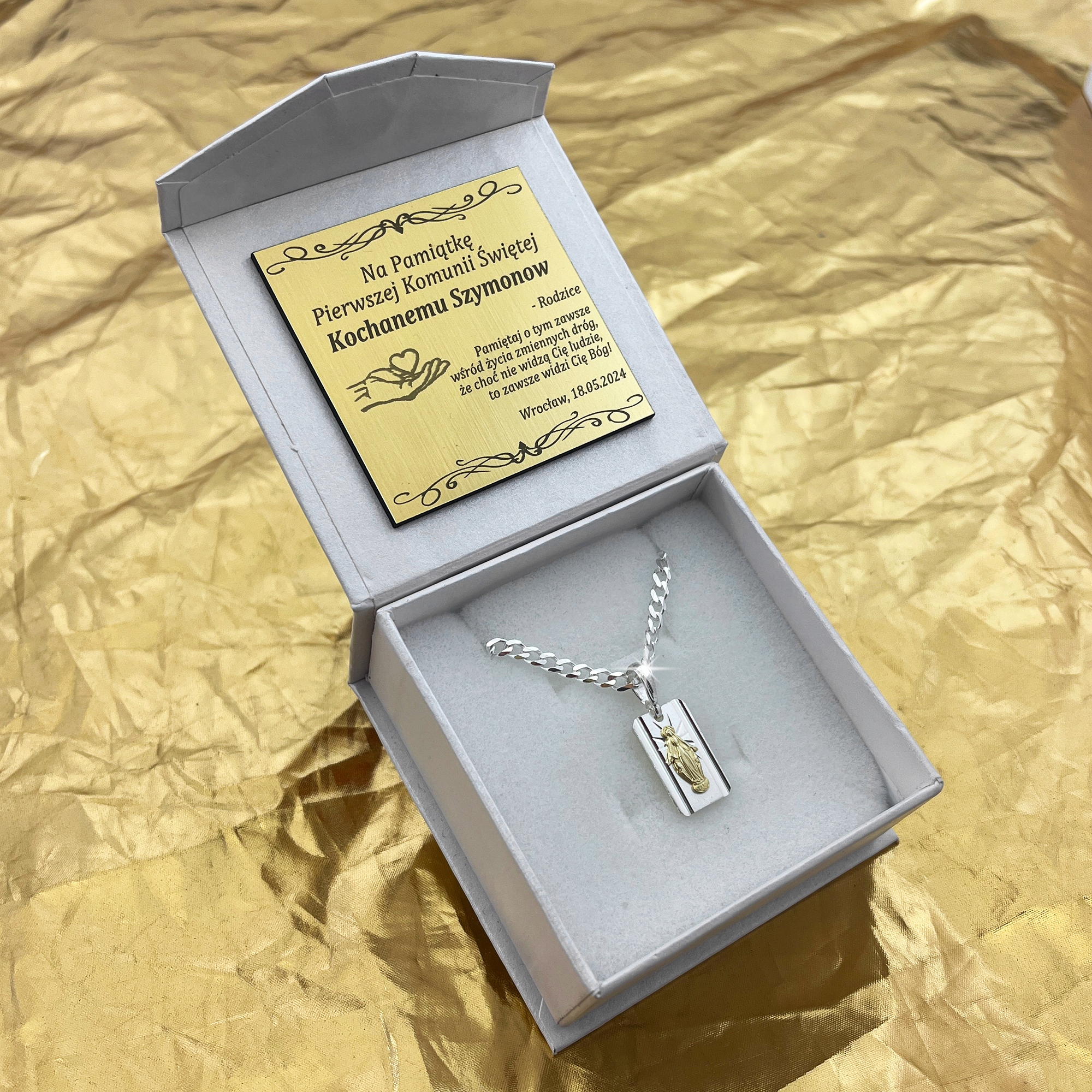 SREBRNY NASZYJNIK KOMUNIJNY + MEDALIK MATKA BOSKA PR. 925 + GRAWER CHRZEST Marka Golden Celebrity