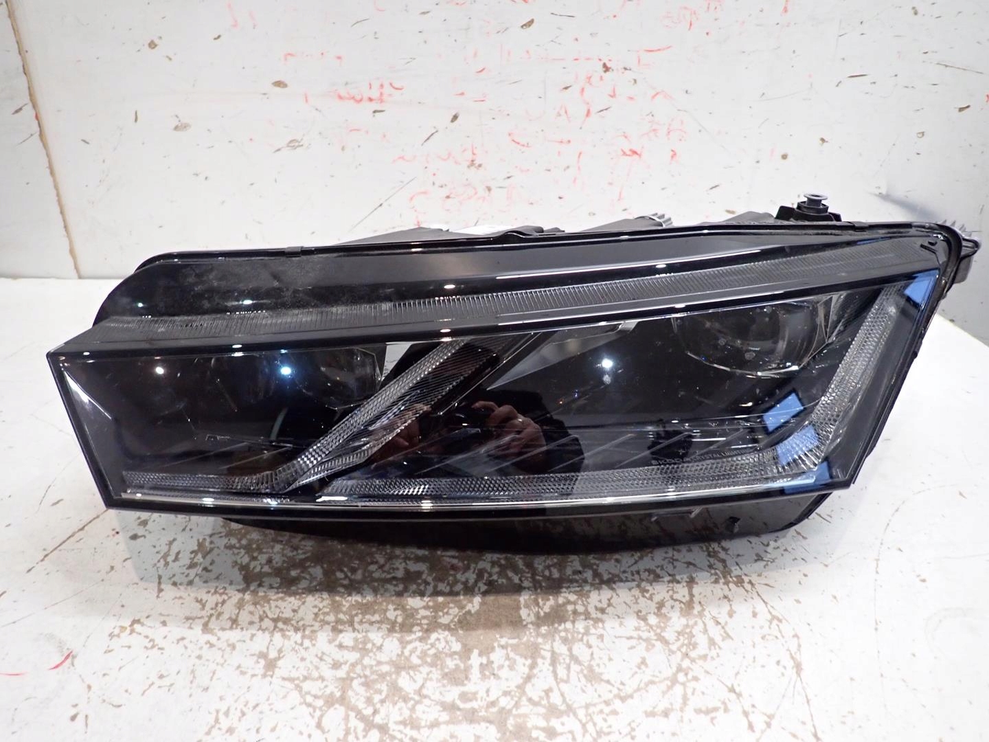 light front front left SKODA OCTAVIA IV 2020- FULL LED 5E4941015A
