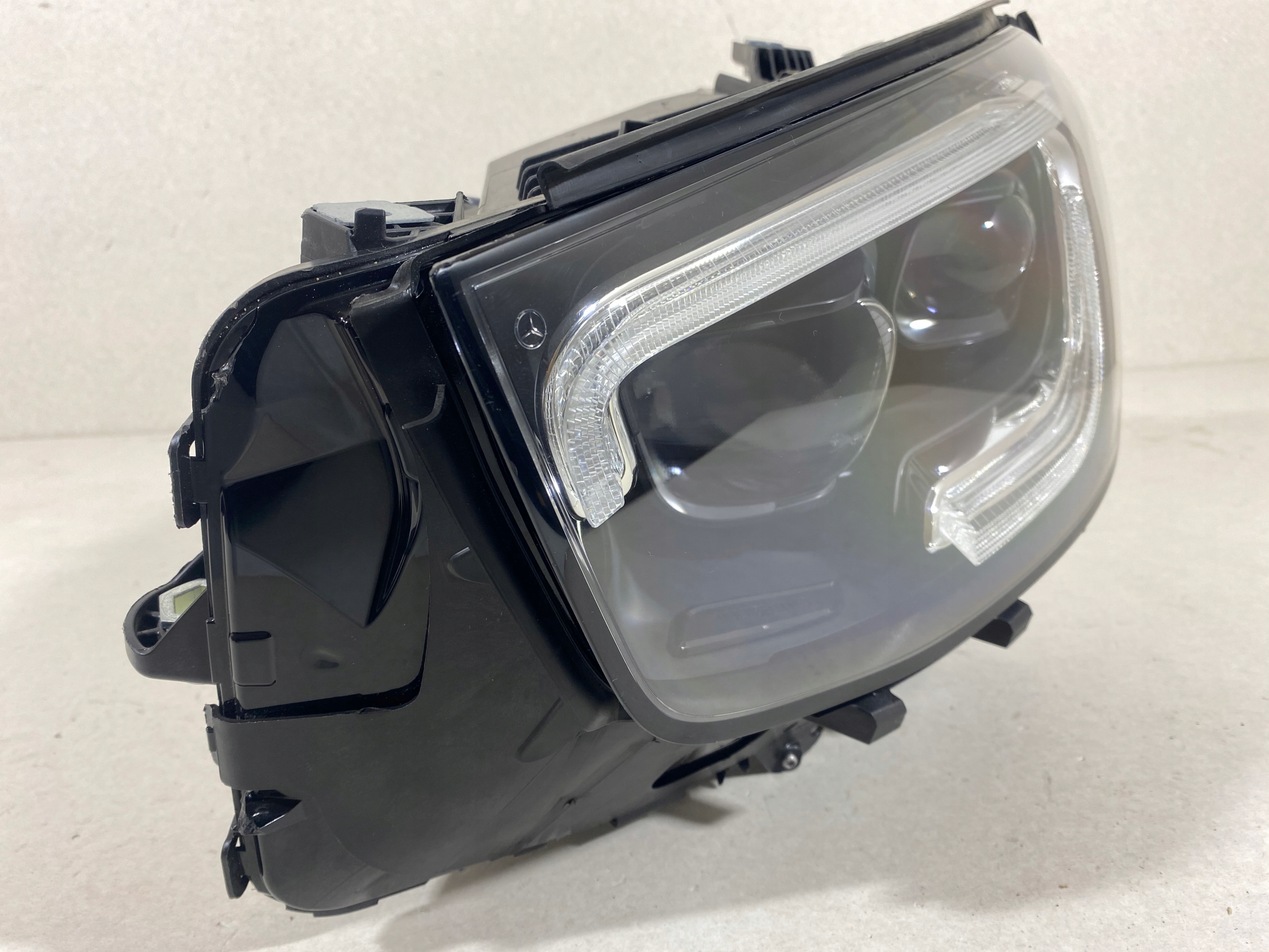 MERCEDES GLC W253 LIFT LAMPA LEWA MULTIBEAM PRZÓD Producent części Mercedes-Benz OE