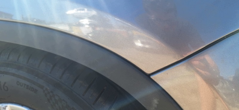fender front front right VW TIGUAN 08- KOD LAK LD7S