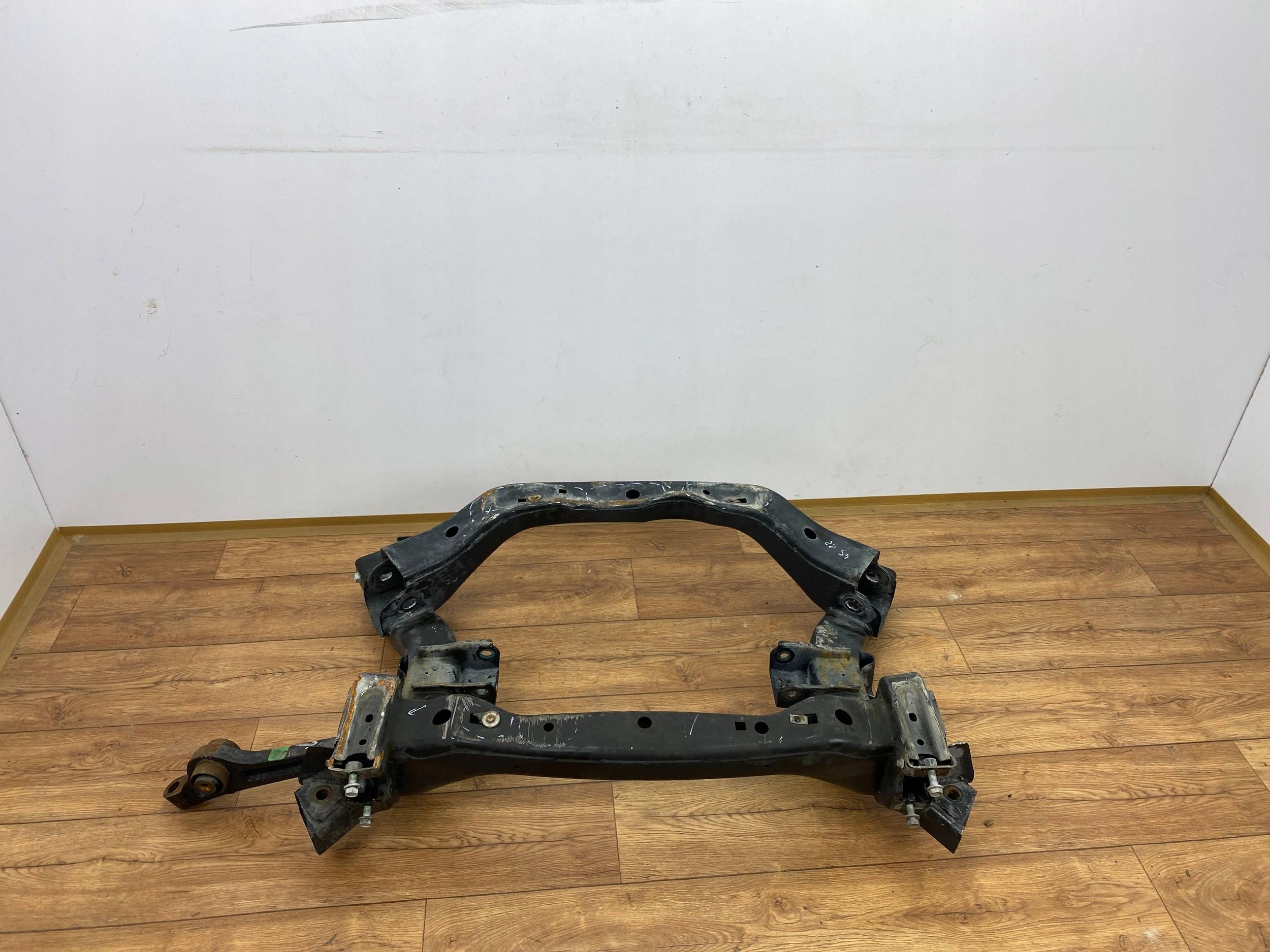 sider front subframe axle beam axle beam Dodge Charger 2015+