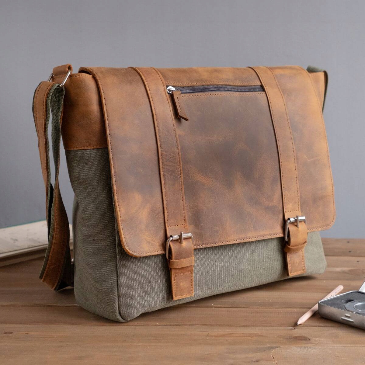 Světle hnědá pánská vintage kožená plátěná taška Belveder BC61