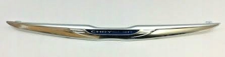 CHRYSLER TOWN&COUNTRY 2011 - 2016 EMBLEMAT ZNACZEK NAPIS PRZÓD GRILL Marka Chrysler