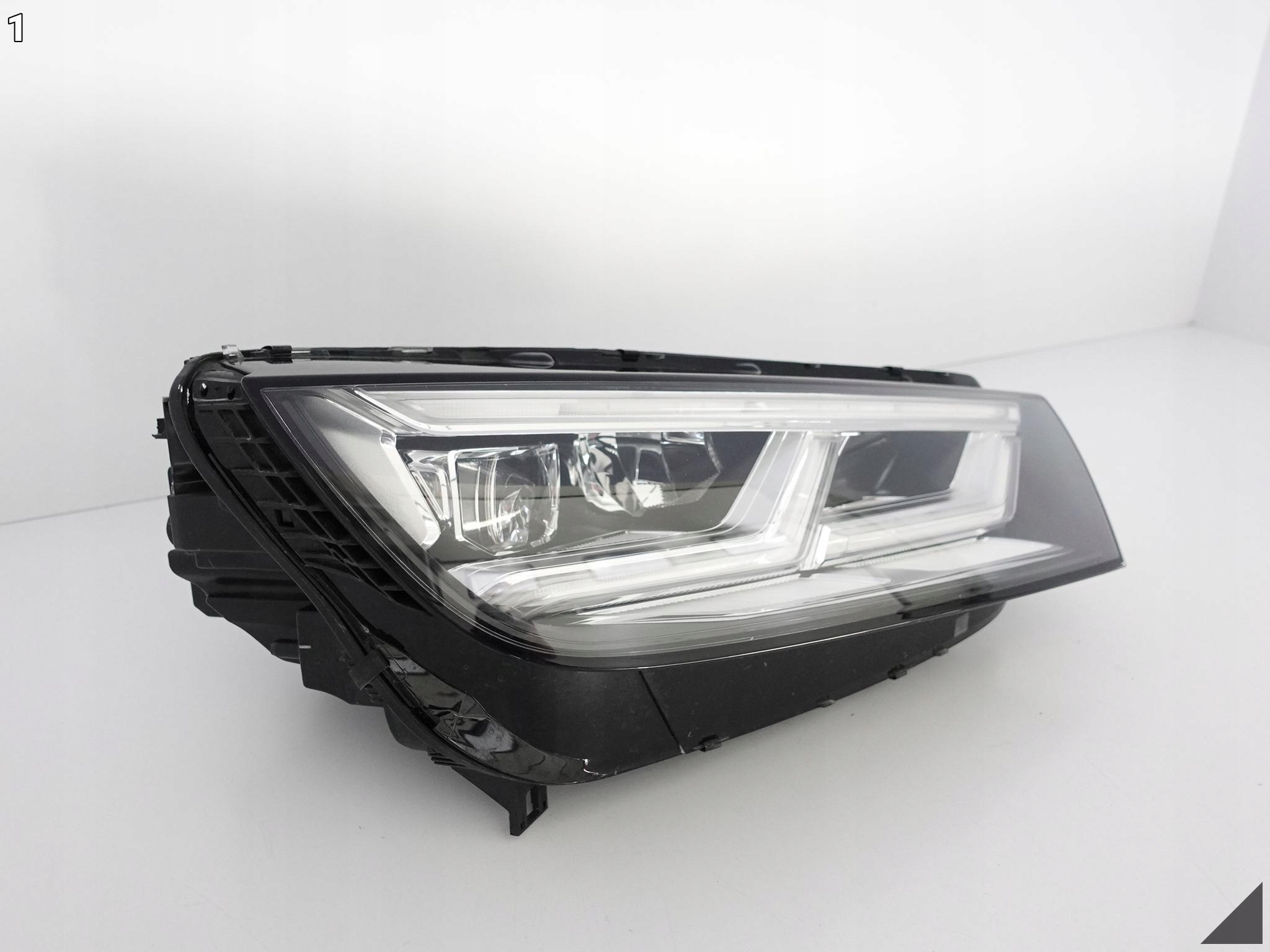 AUDI Q5 80A II FY 17-20 light FULL LED right EU