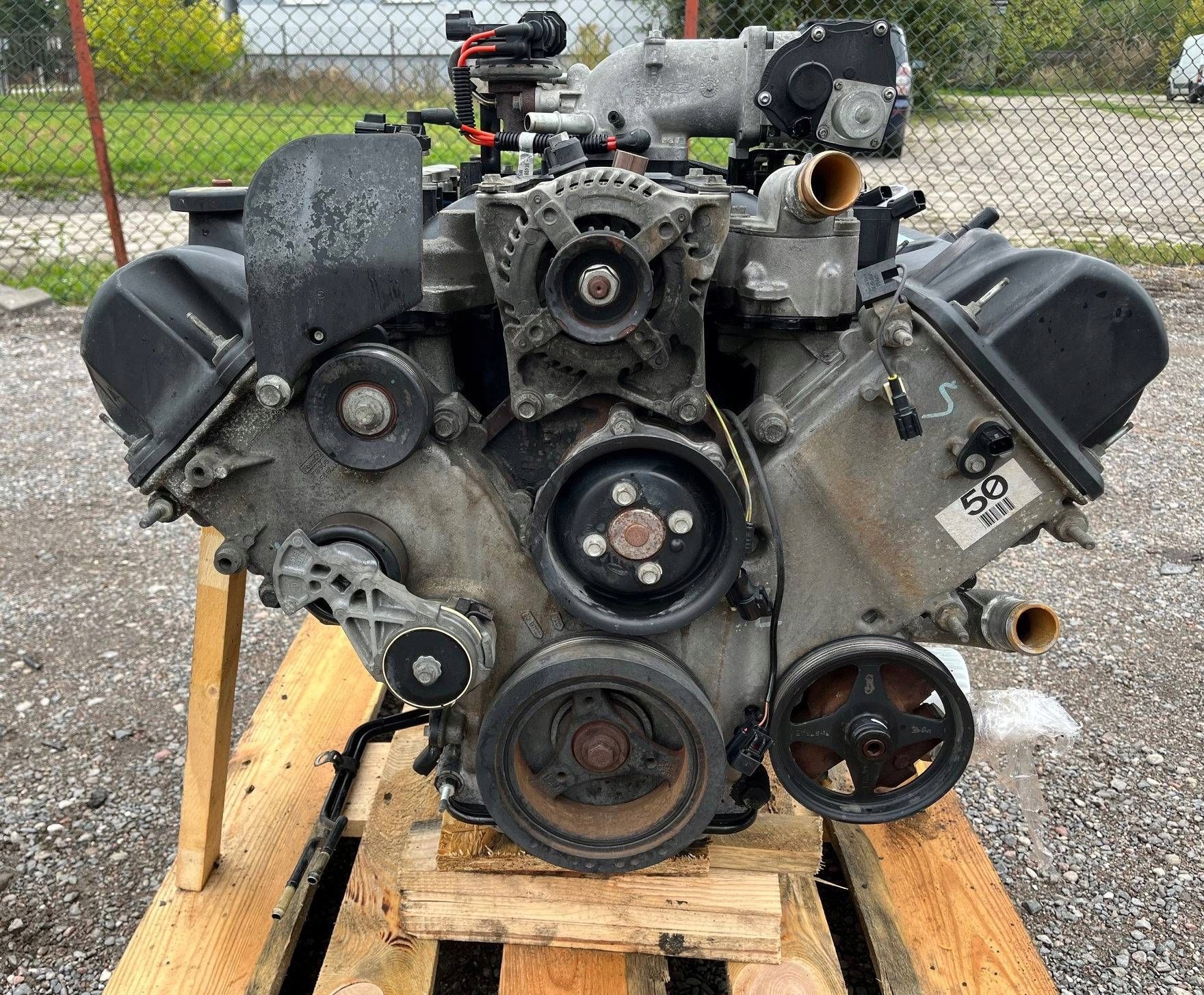 engine complete Lincoln Town Car Crown Victoria 4.6 v8 2011