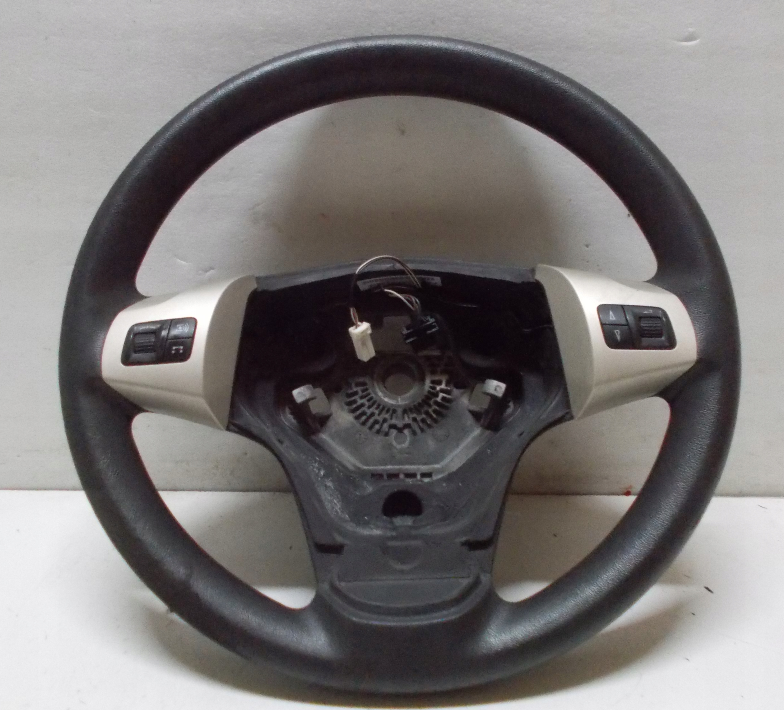 OPEL CORSA D 1.2 B 07R lenkrad MULTIFUNKCJA 13155559