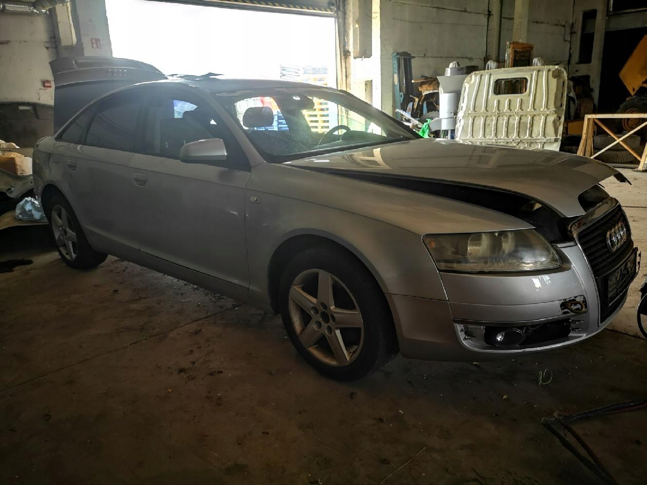 Audi A6 стартер 2005 2.4л