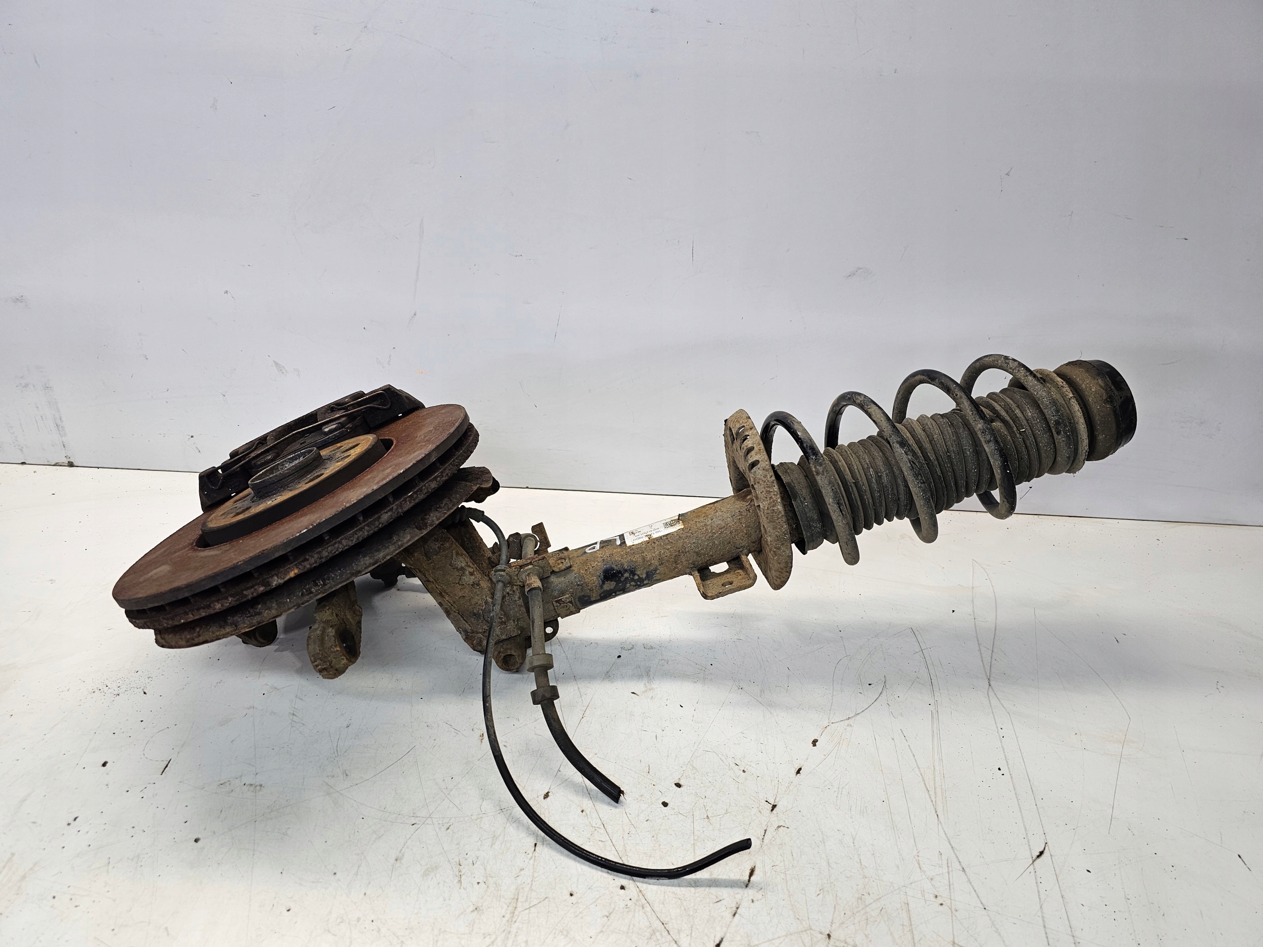 swing left AUDI A1 8X VW SKODA KOMPELT 6R0413031AR