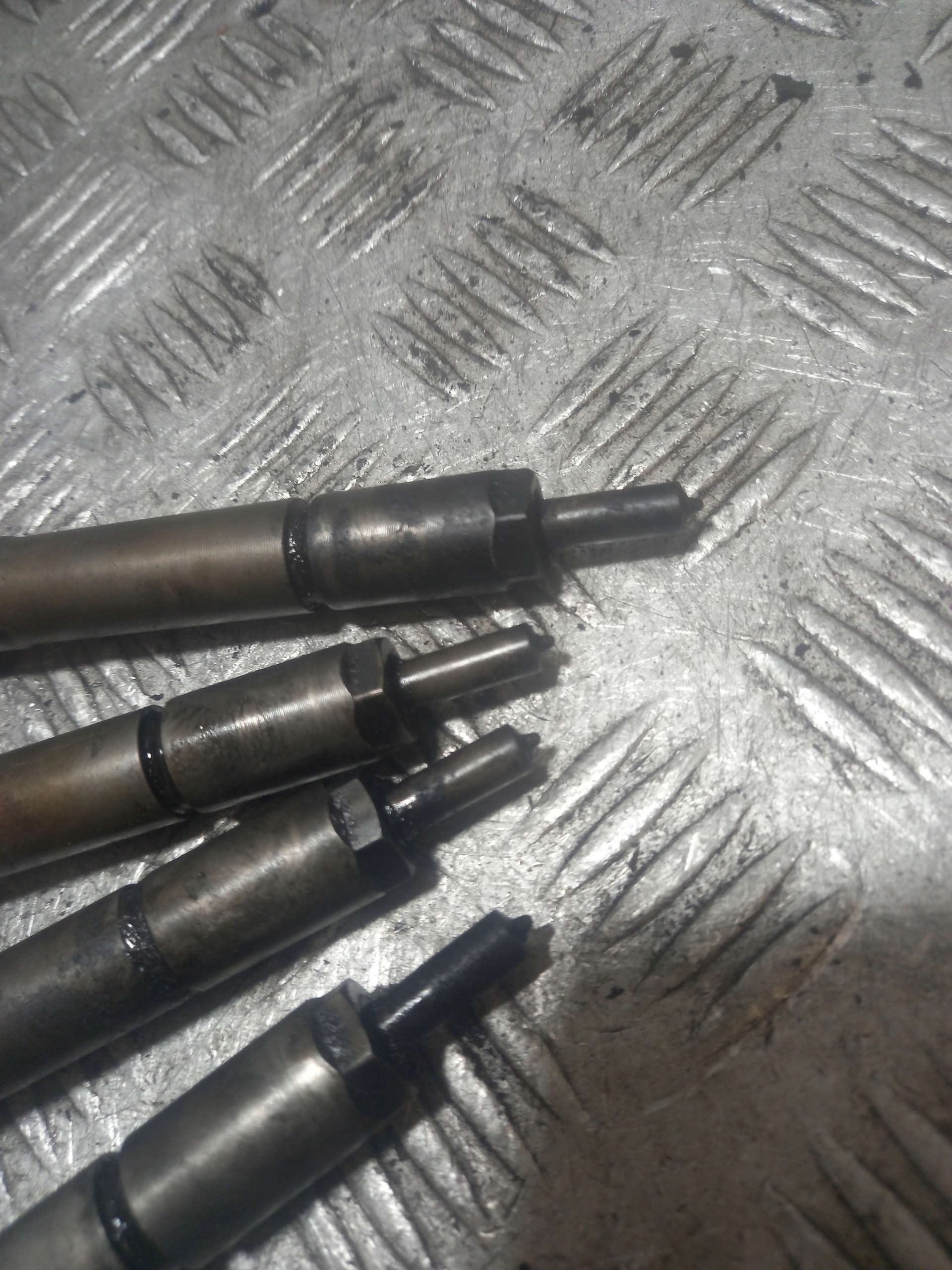 einspritzdüse einspritzdüse KOMPLET CITROEN C4 0445110239