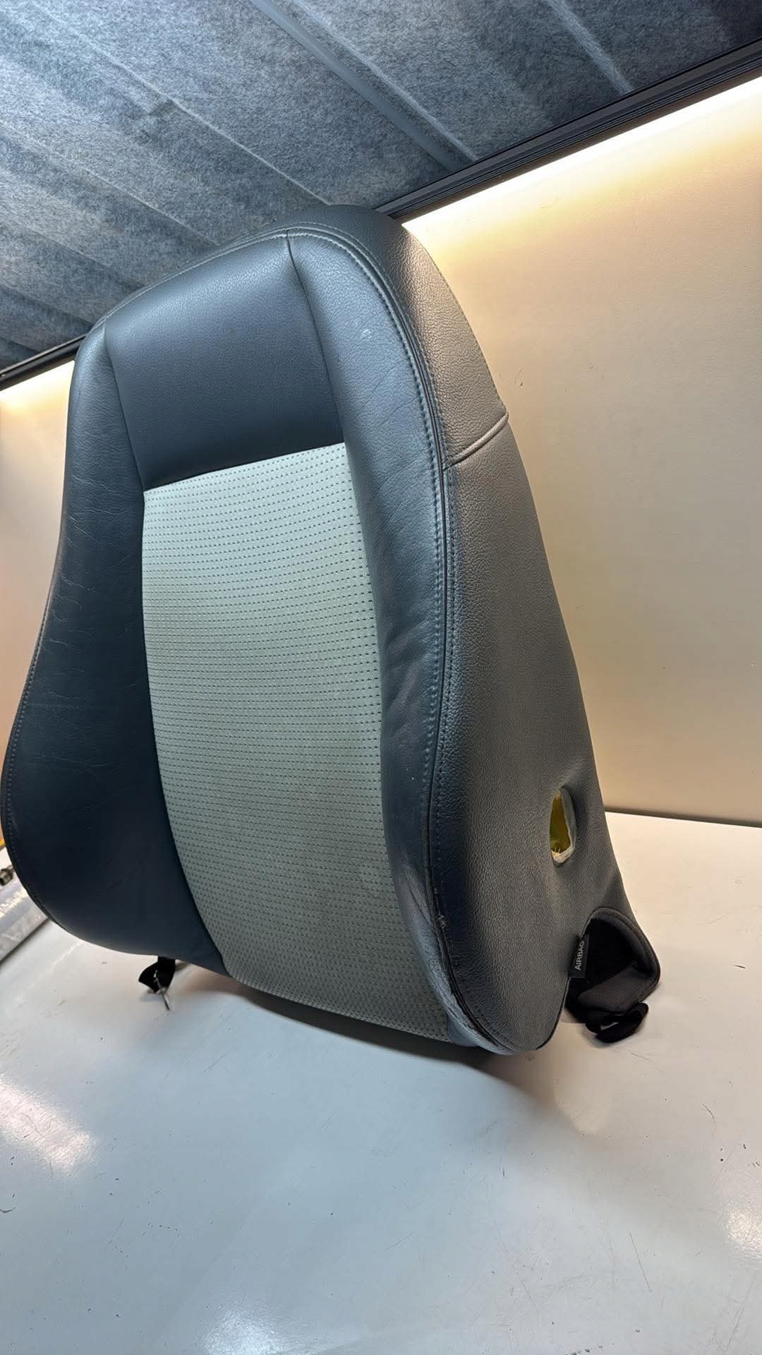 backrest side seat driver´s SAAB 93 9-3 II pol leather grey jasny welur