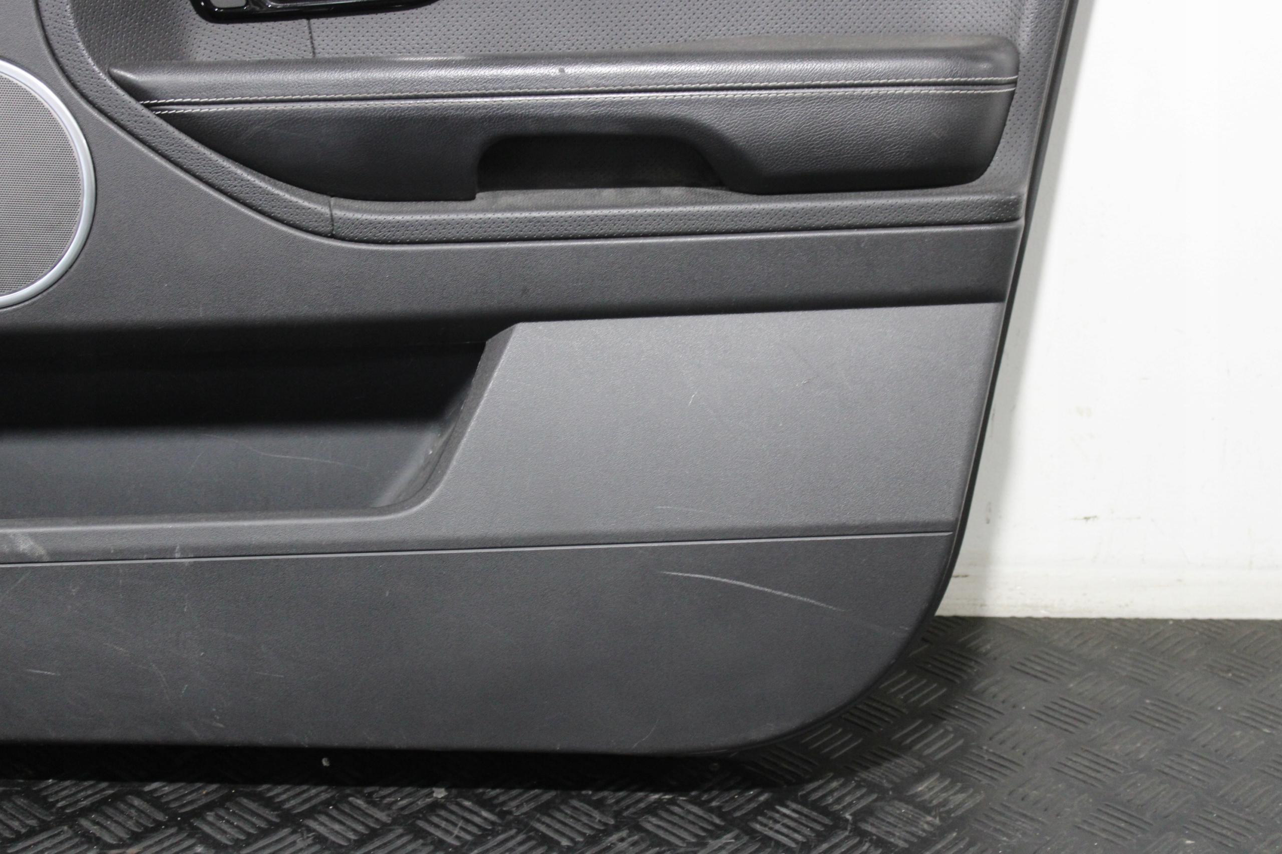upholstery side door right front LAND ROVER EVOQUE L538