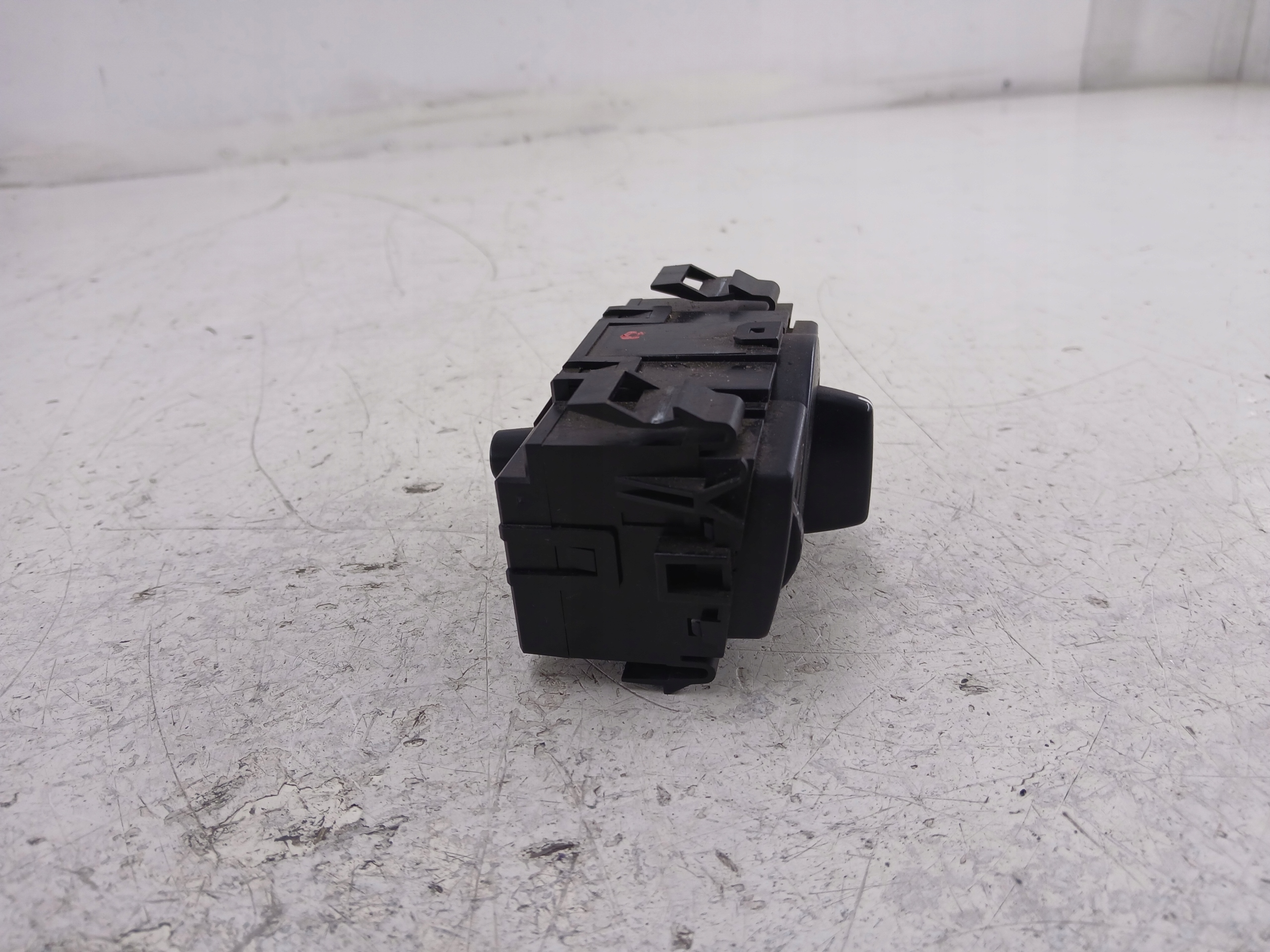 BMW E90 E91 E83 E87 E84 light switch 6932794