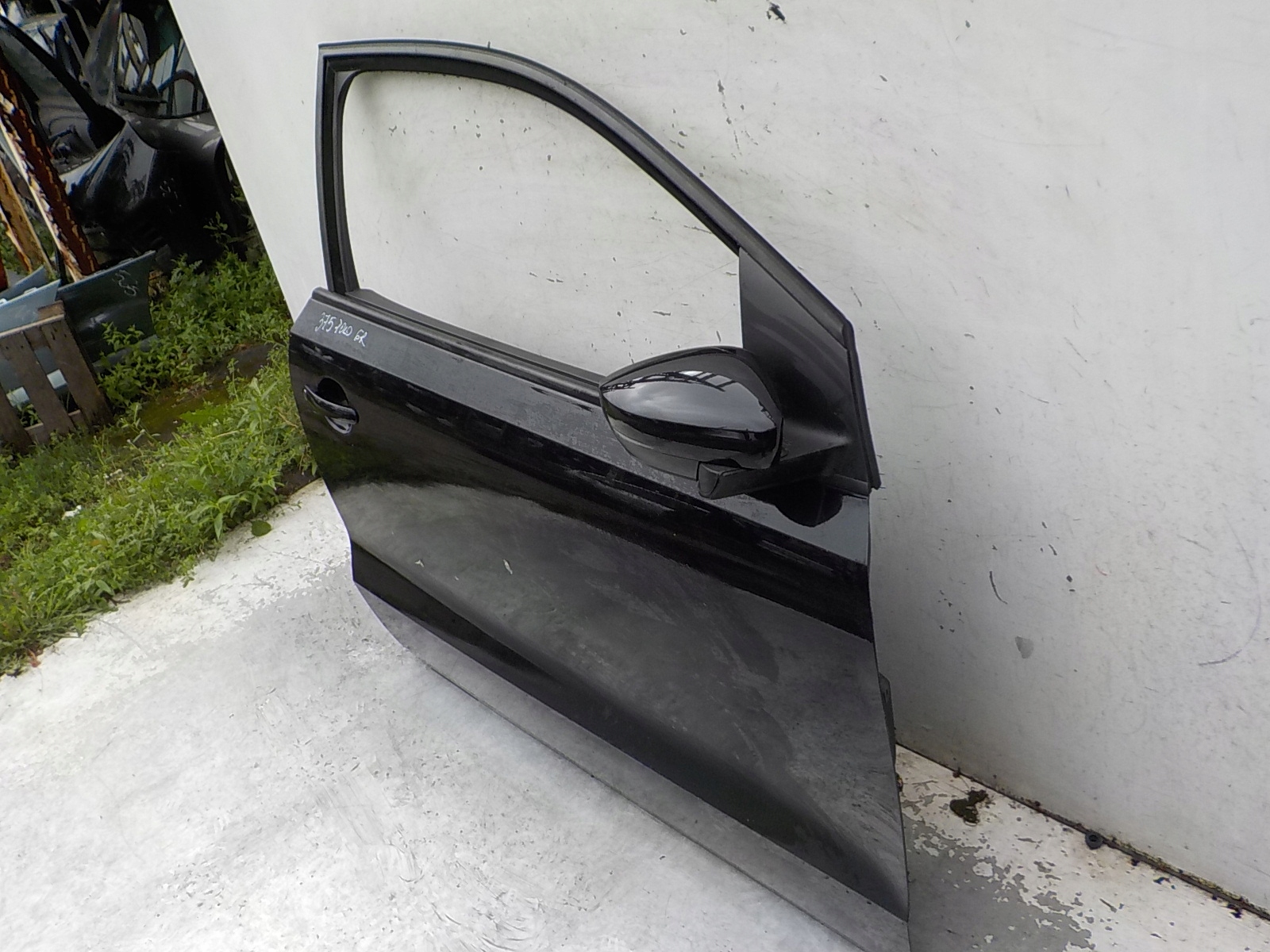 375 VOLKSWAGEN POLO V 6R door right front front