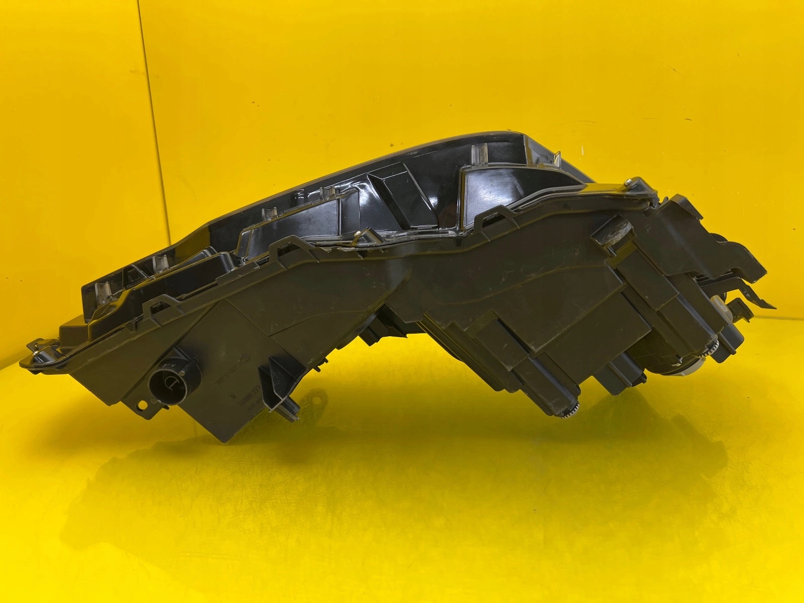 light left front Lexus NX II 2021- Full Led