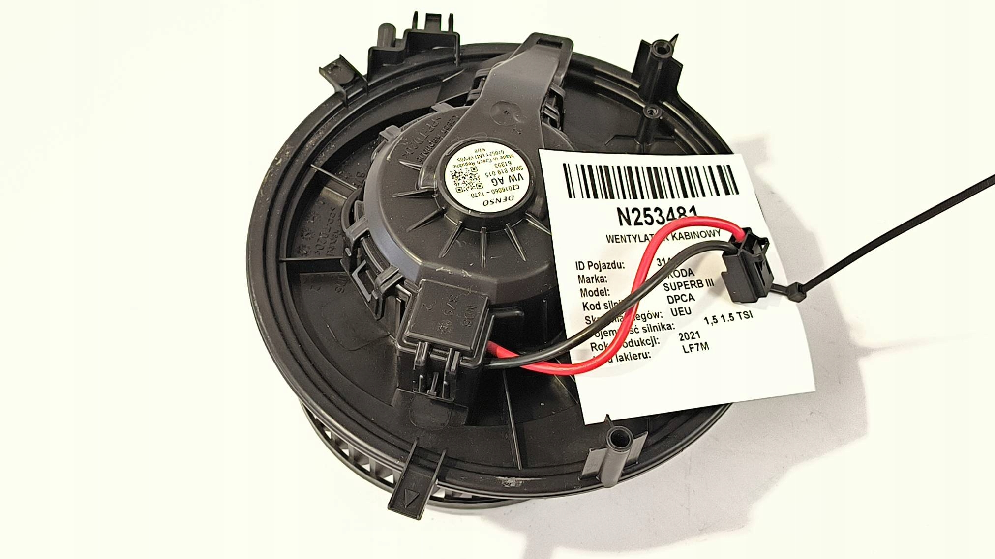 ventilator kabinski 5WB819015 SKODA SUPERB III