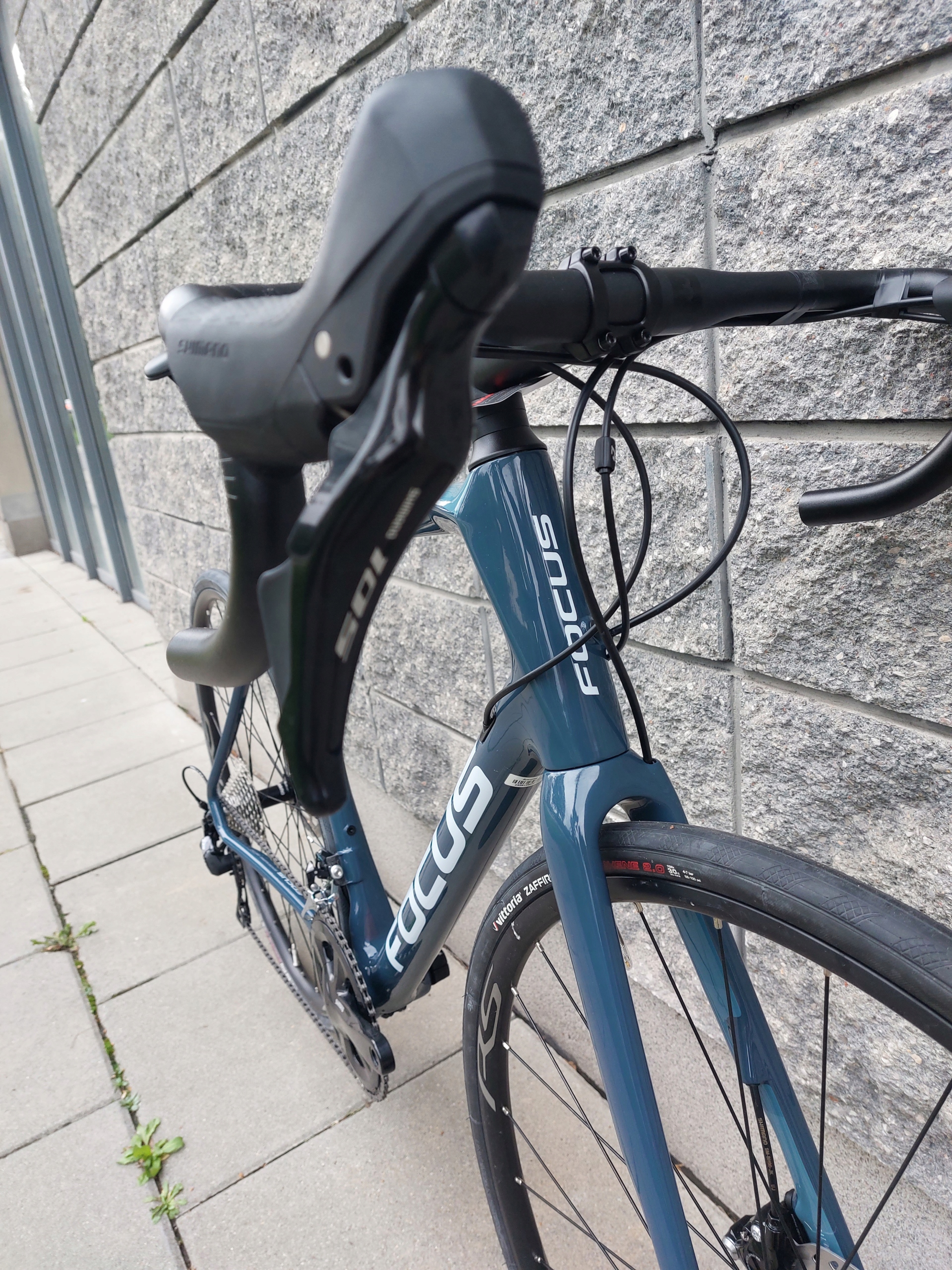 Rower szosowy Focus Paralane 8.8 L56 Rozmiar ramy 56 cm