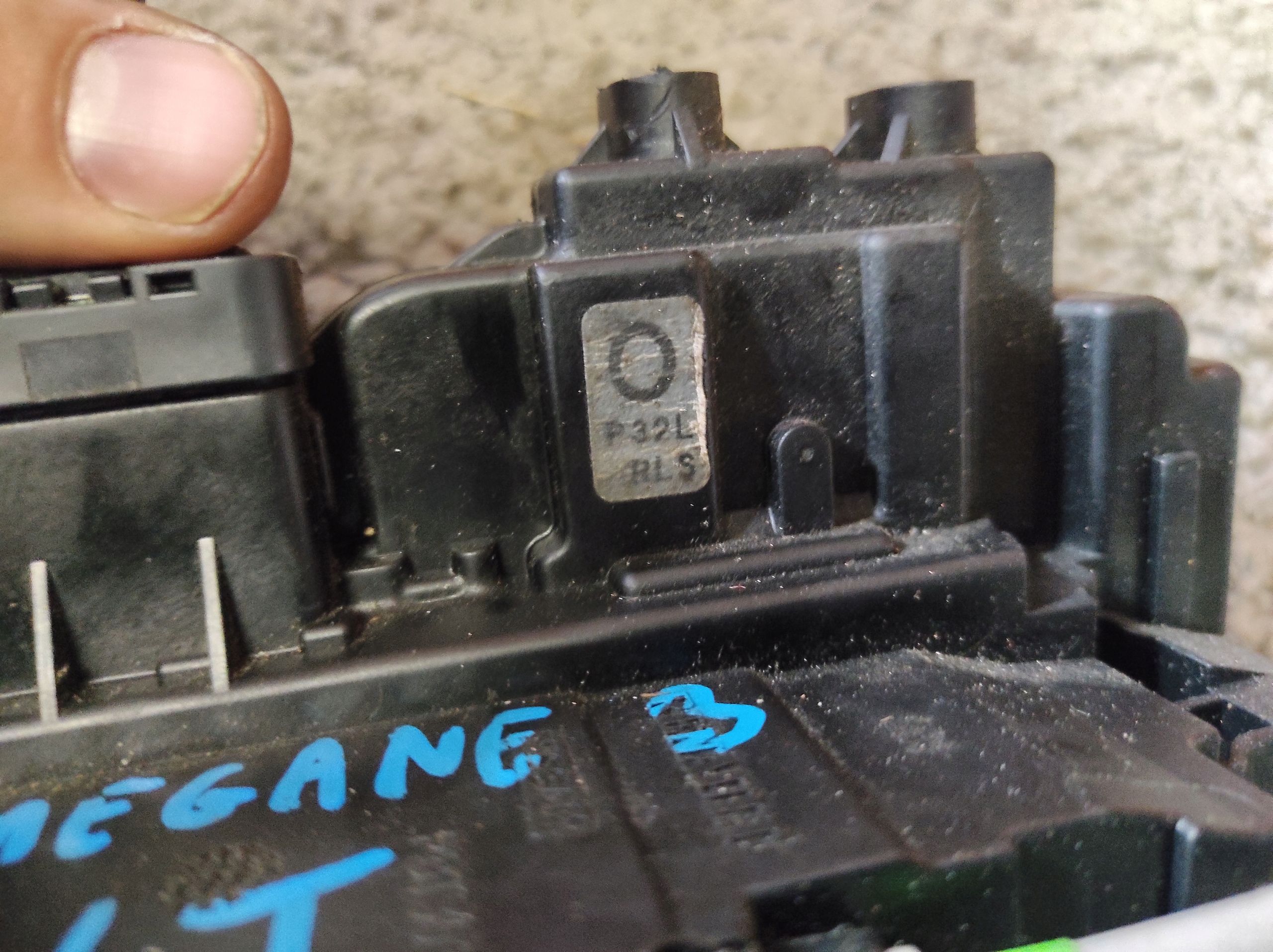 lock door left rear part Renault Megane 3 P32LRLS