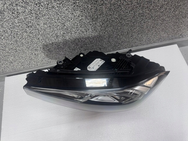light left BMW 3 G20 G21 LIFT Full Led