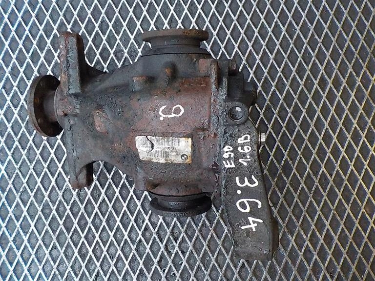 BMW E90 diff 2.0 B differential differential 7519925-04 3.64
