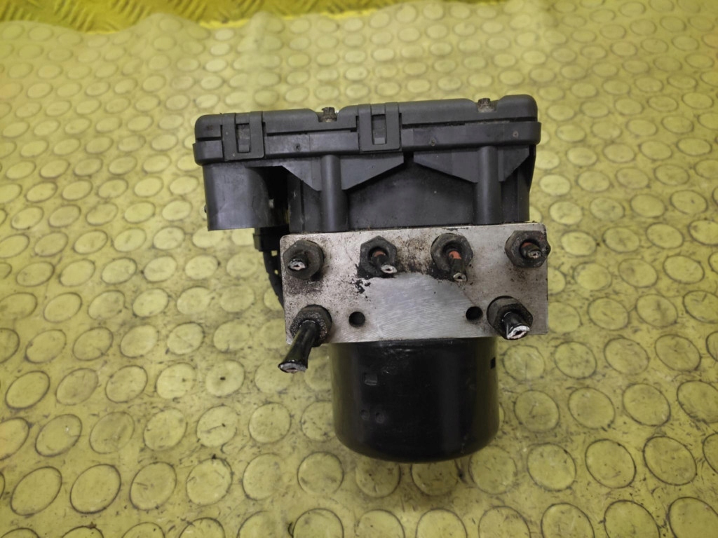CHRYSLER VOYAGER IV pump ABS P04721284AB