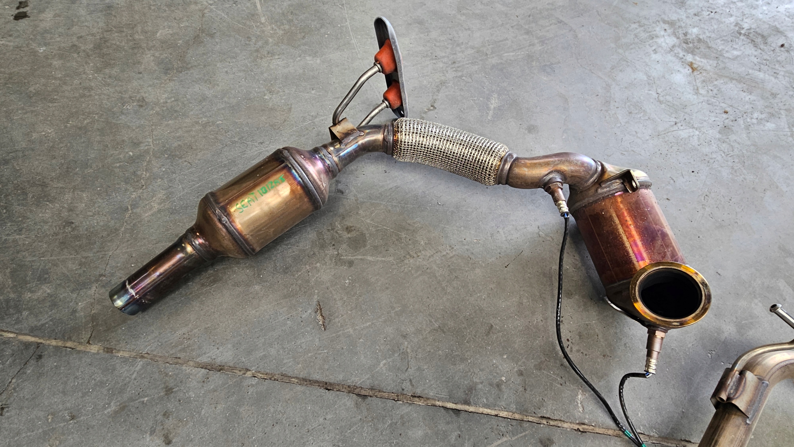 SEAT IBIZA V 2018 1.0TSI pipe exhaust pipe TLUMIK