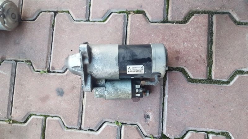 starter OPEL INSIGNIA 2.0D 55585237