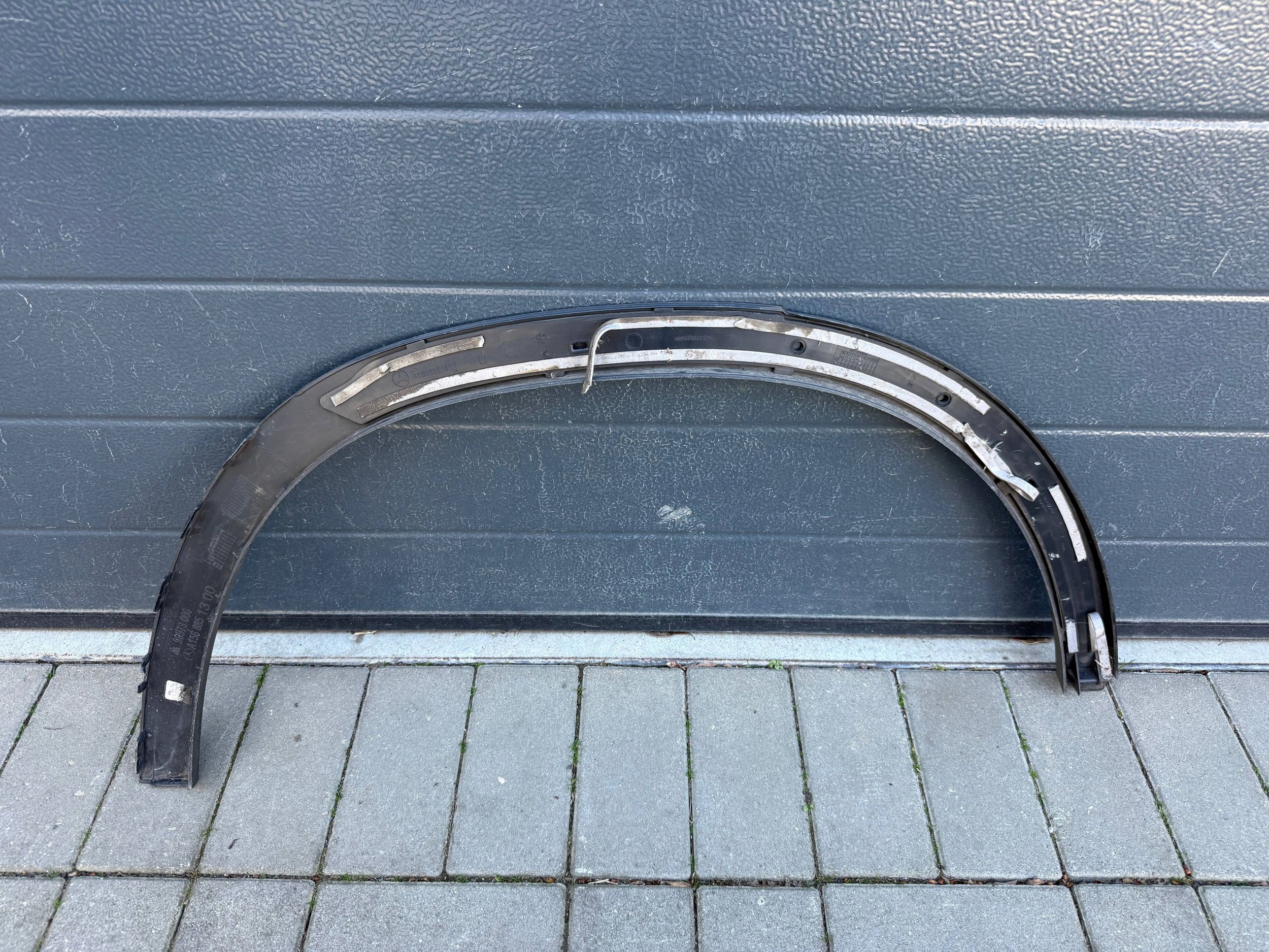 Mercedes GLA modanatura parafango posteriore sinistra a1568851300