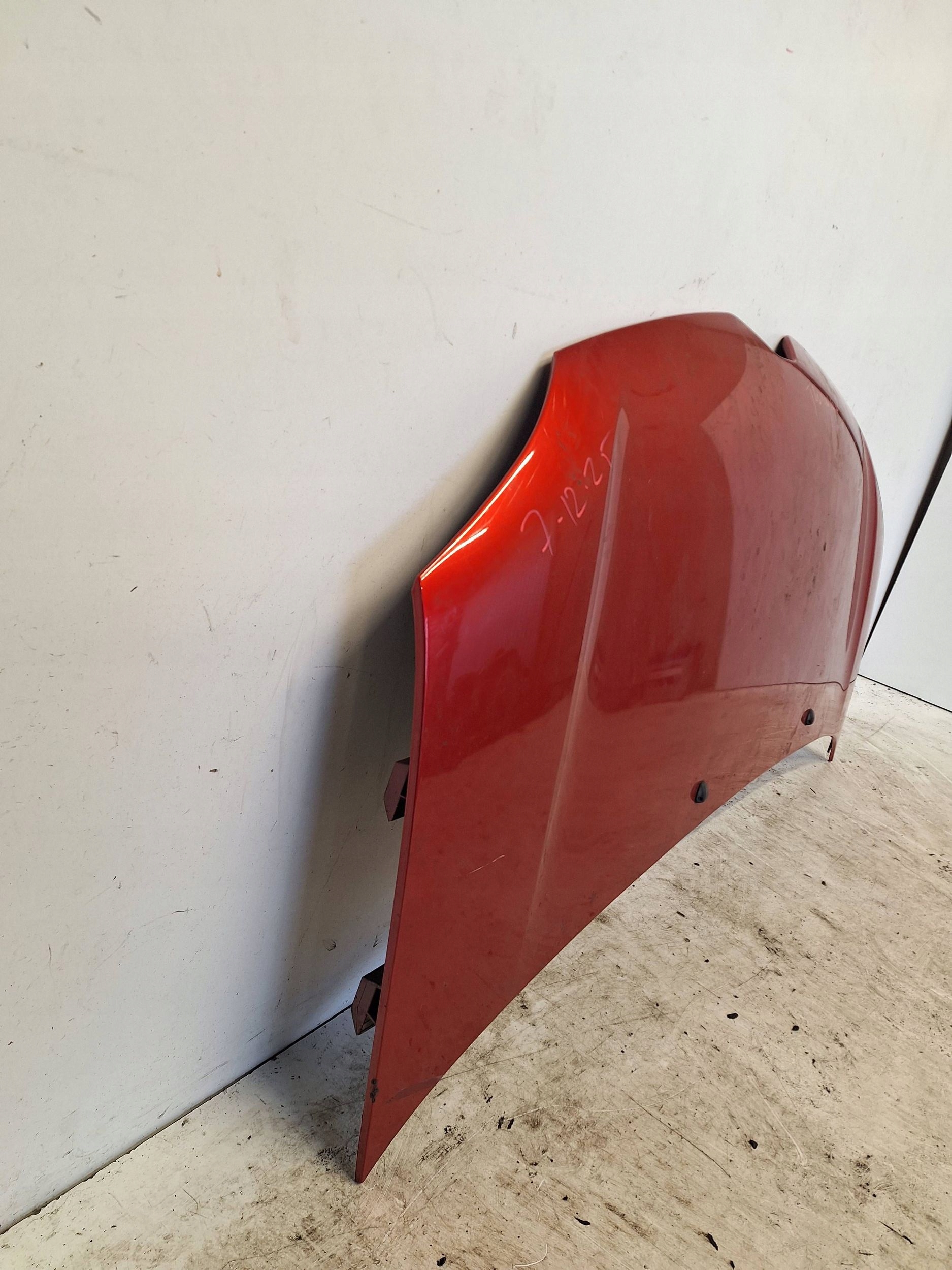 RENAULT TWINGO III 14-> kapota
