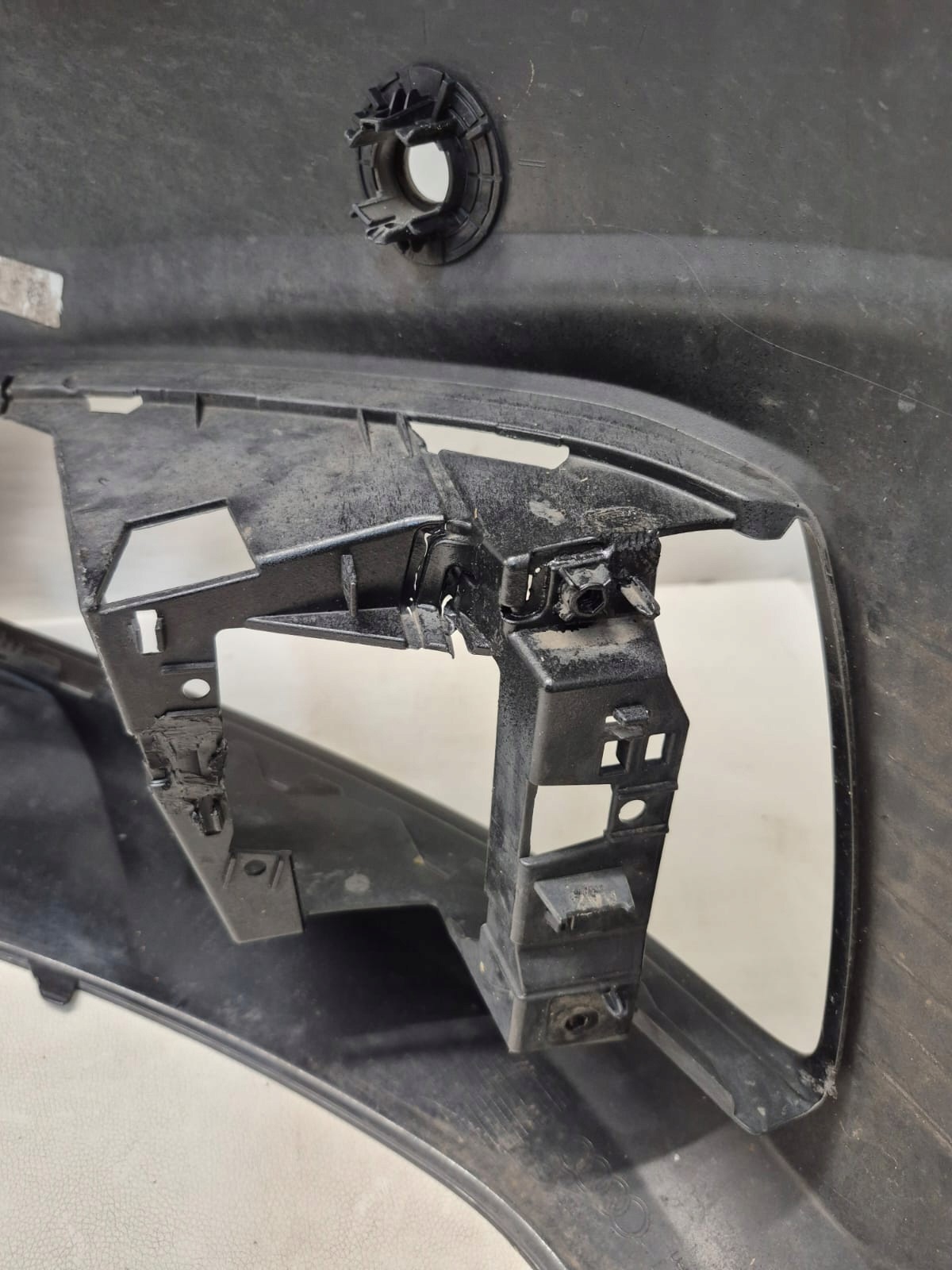 AUDI A4 B9 8W LIFT 19-23 bumper front front PDC