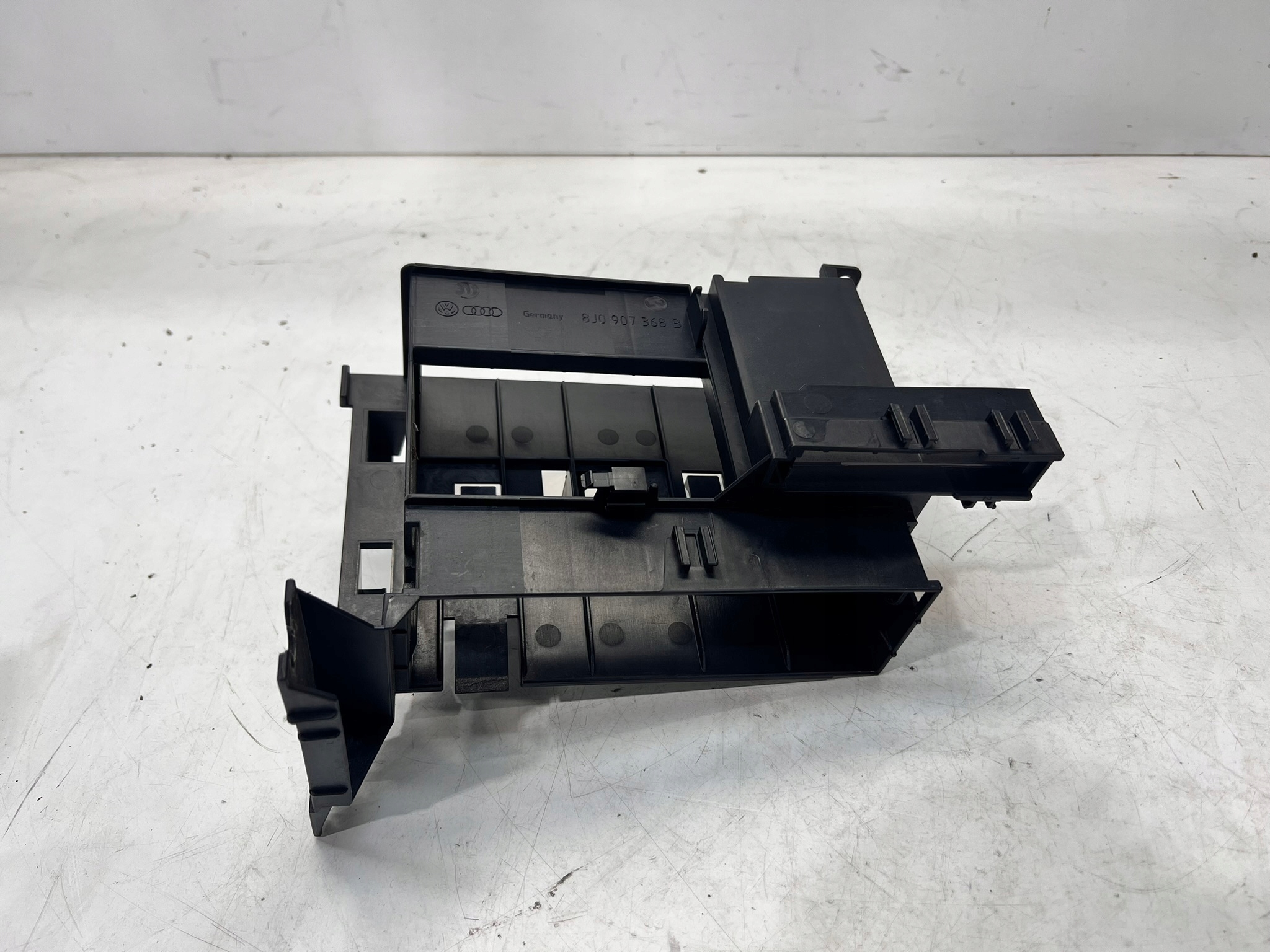 bracket holder STEROWNIKOW AUDI TT 8J0907368B