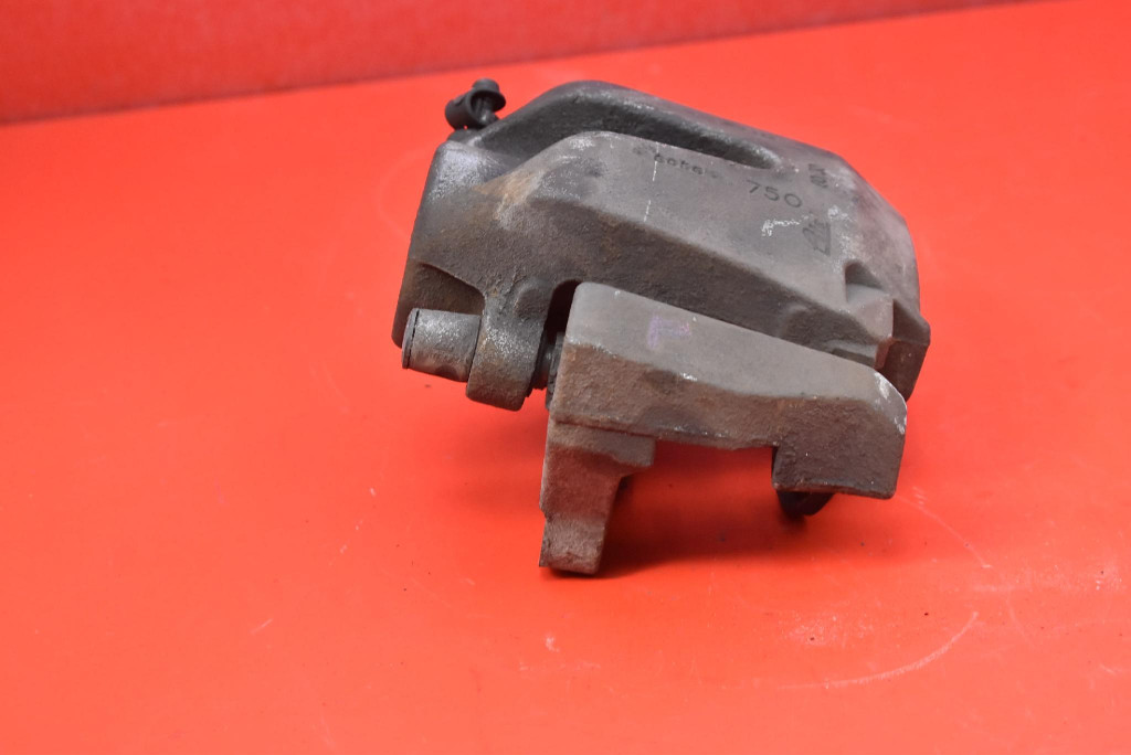 caliper brake right front BMW X5 E70 3.0 D 235 KM xDRIVE 06-10