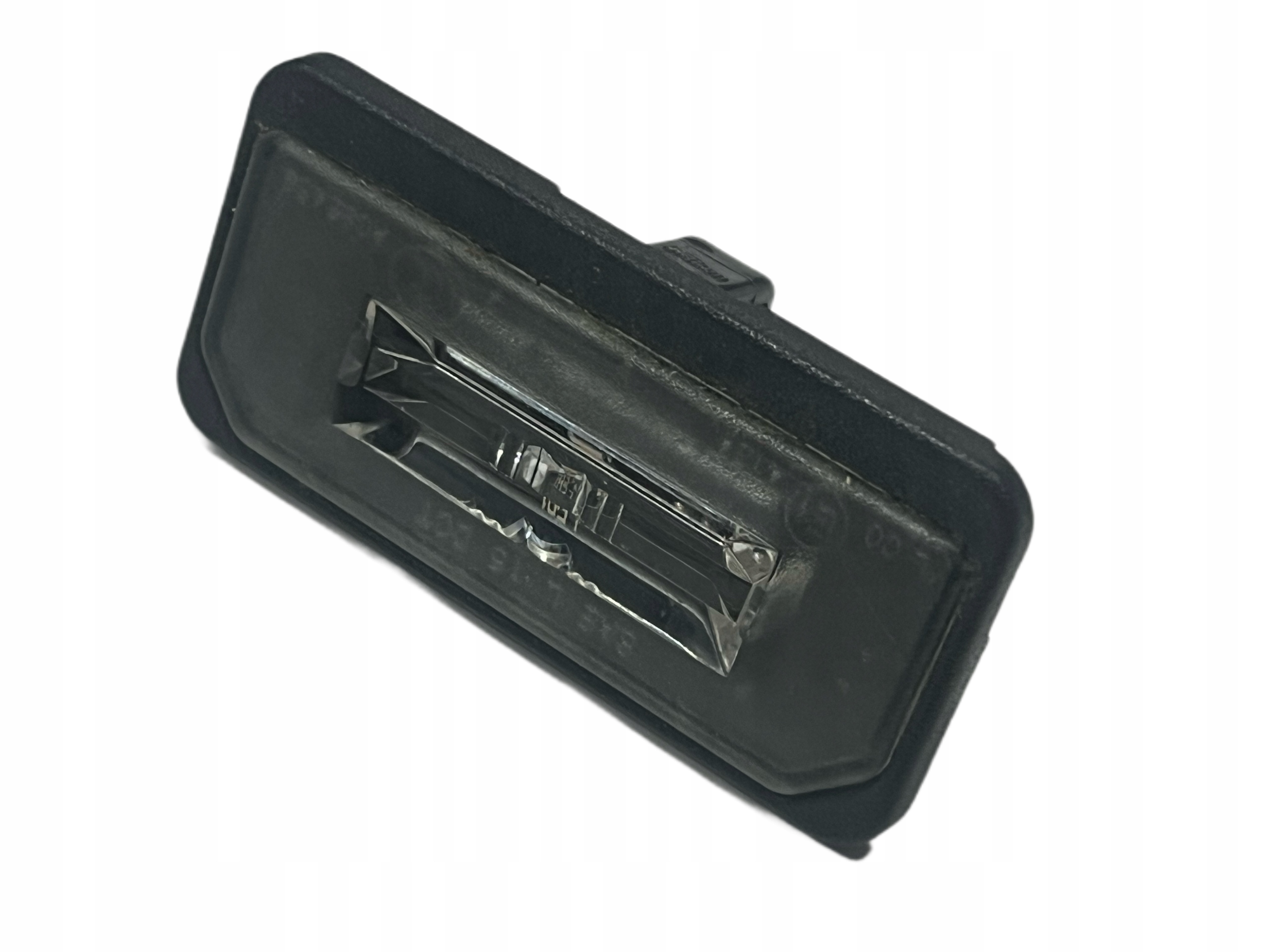 Tesla S X лампа освещения доски 1034341-00-B