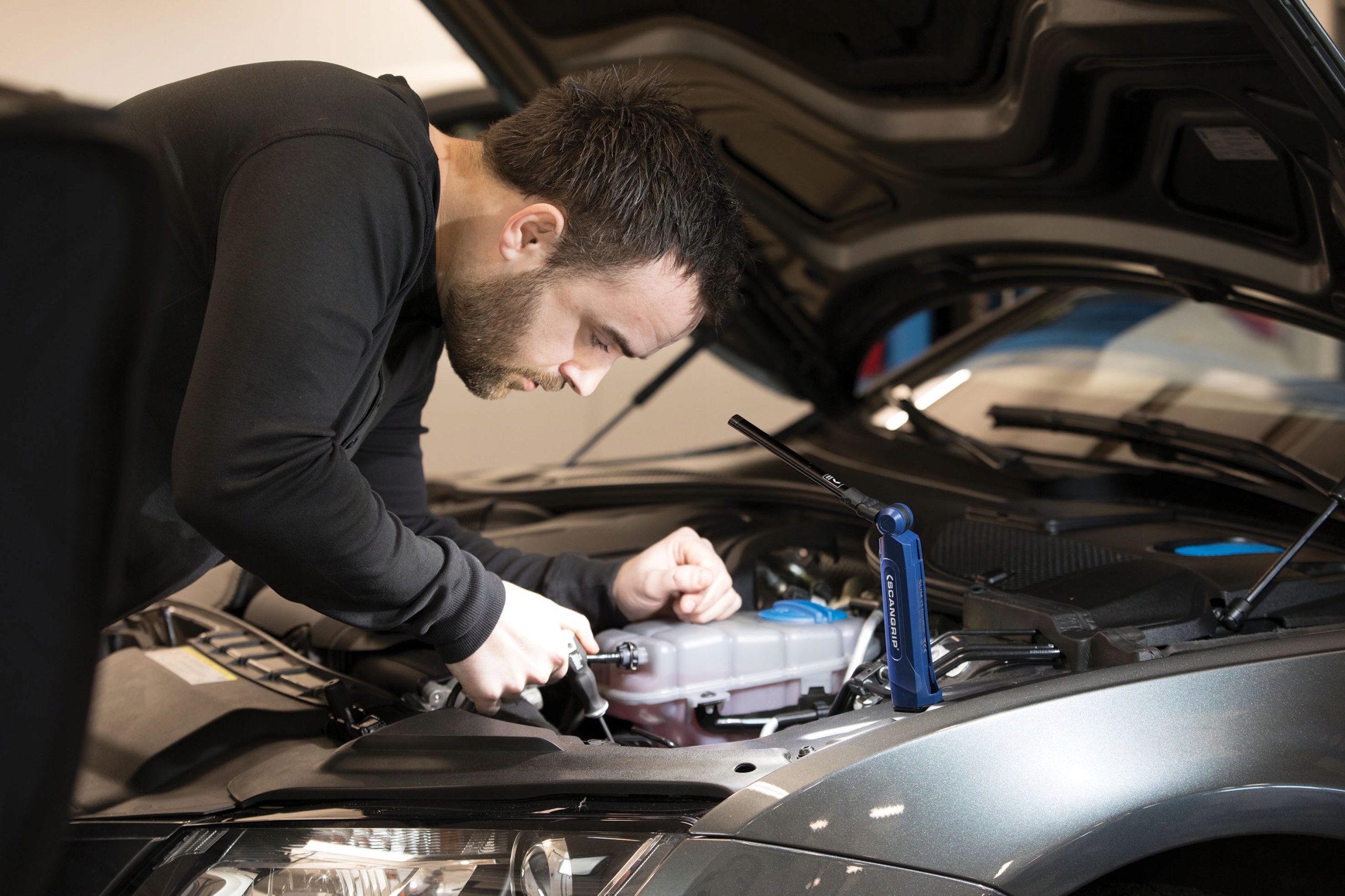 Fb8439024d859363e9906d670086