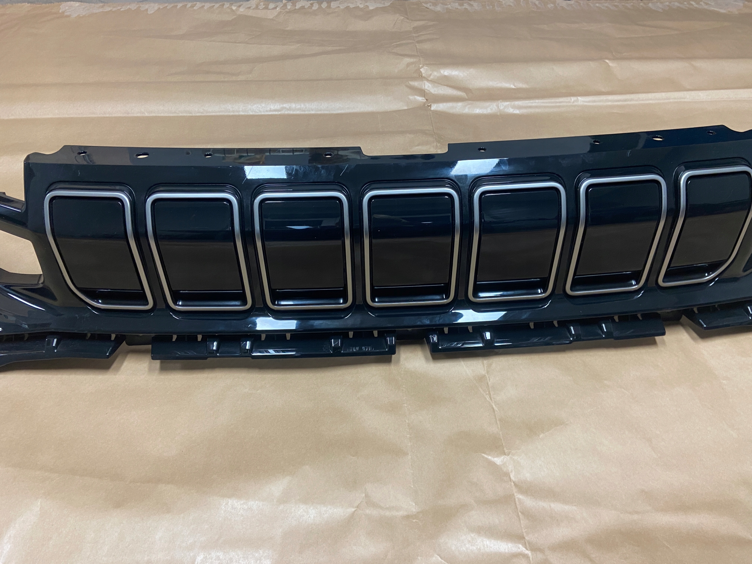 JEEP AVENGER J2 OD 2023 maska originál 735767816