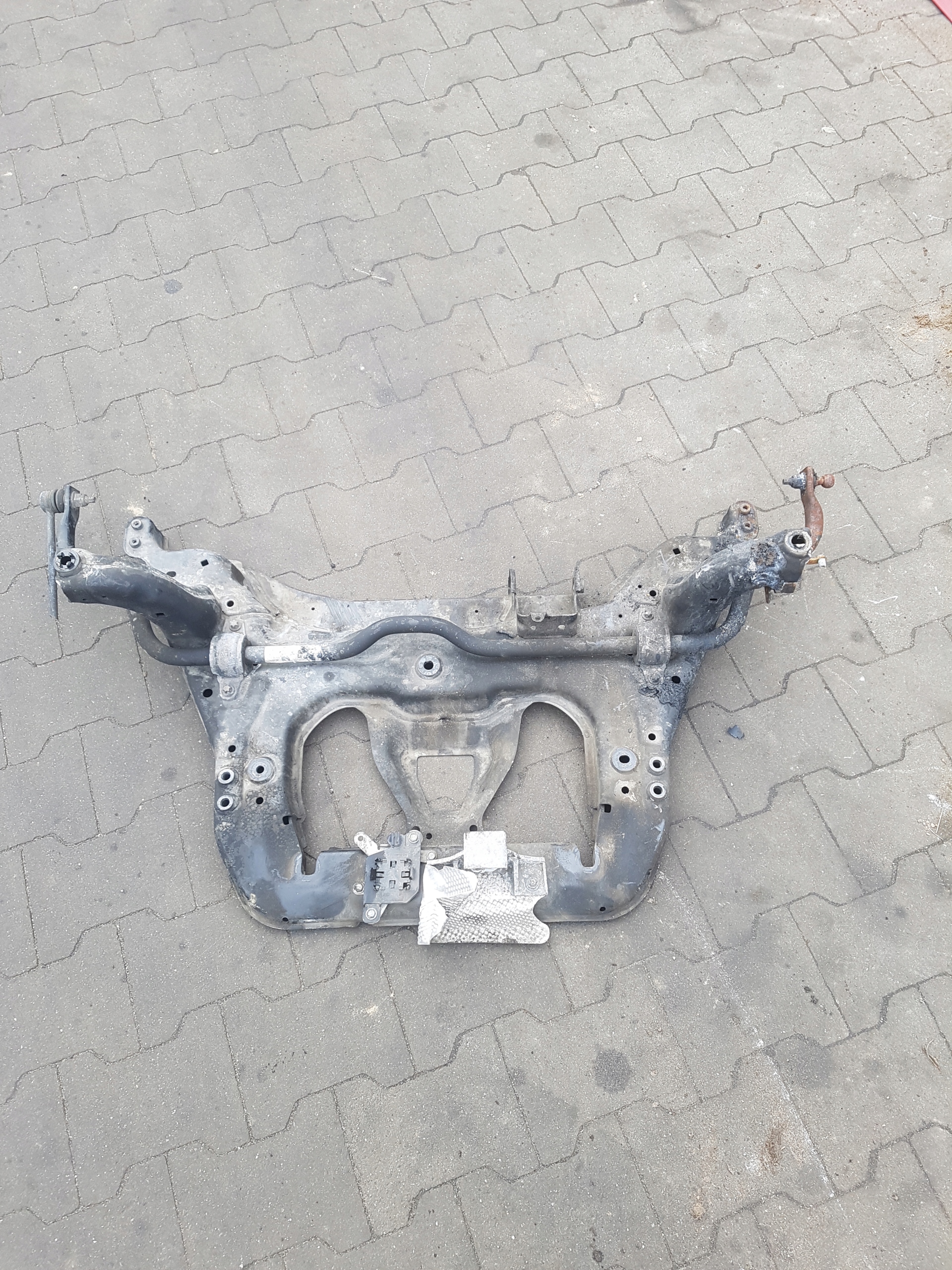 SANKI TRAWERS MERCEDES-BENZ A KLASA W177 1.3 B AMG