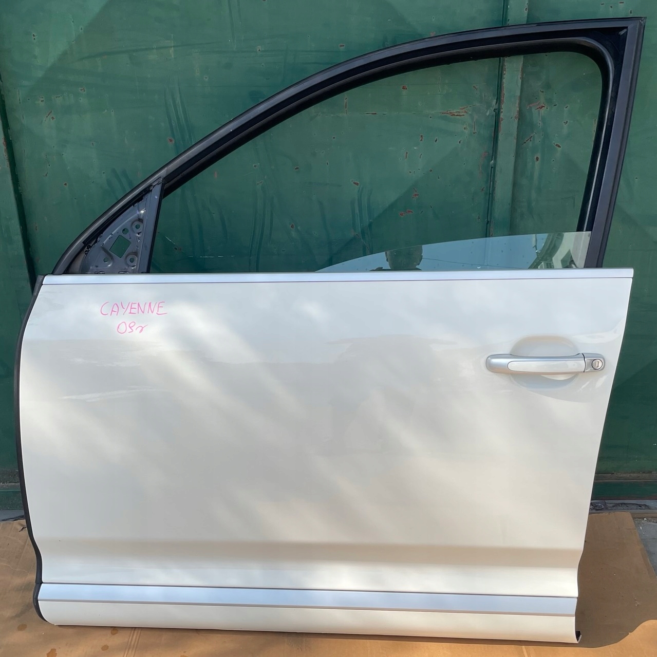 PORSCHE CAYENNE 7L 09R door left front R9A EUROPA