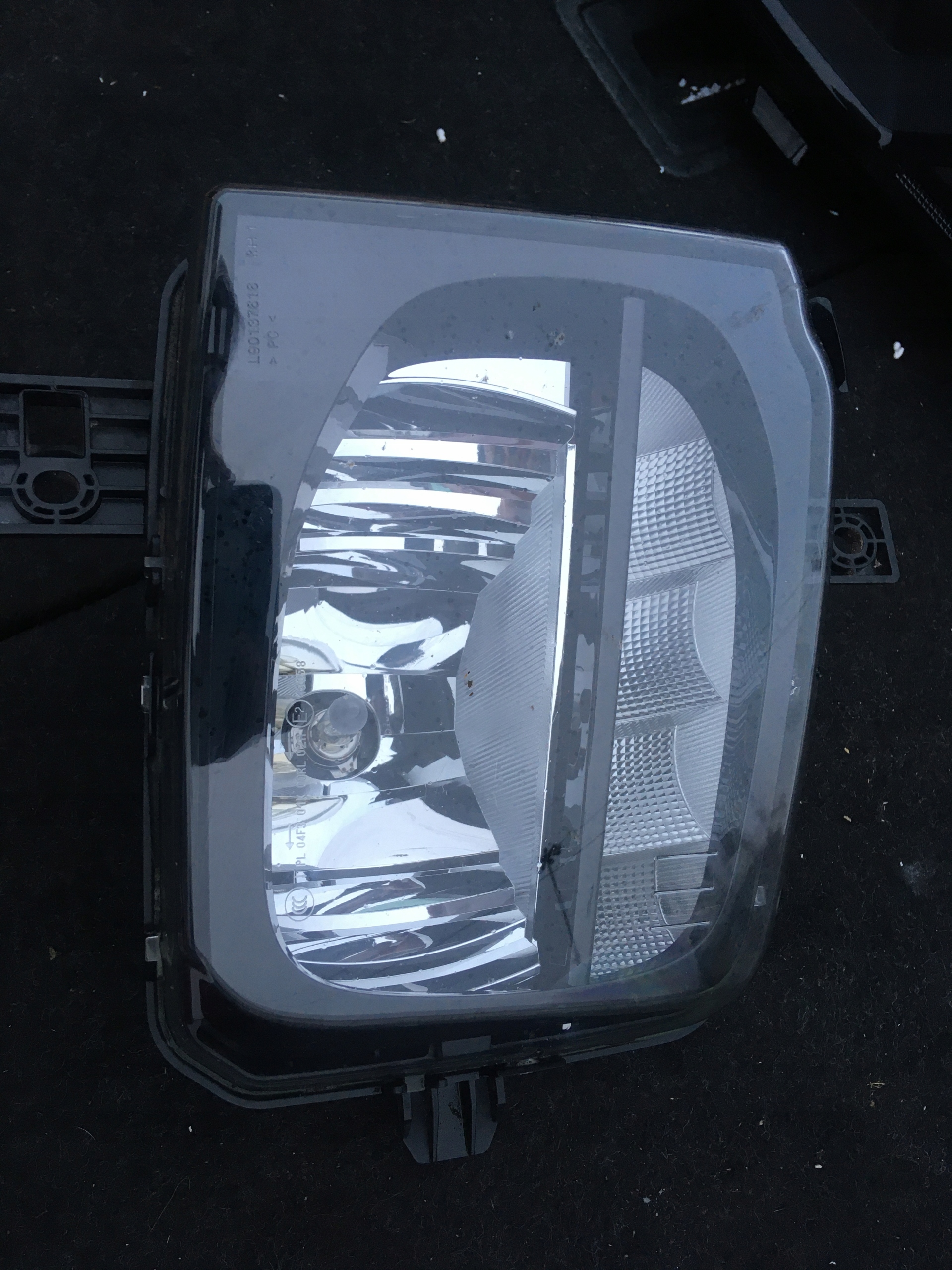 2GM941662 ГАЛОГЕН передняя правая led vw